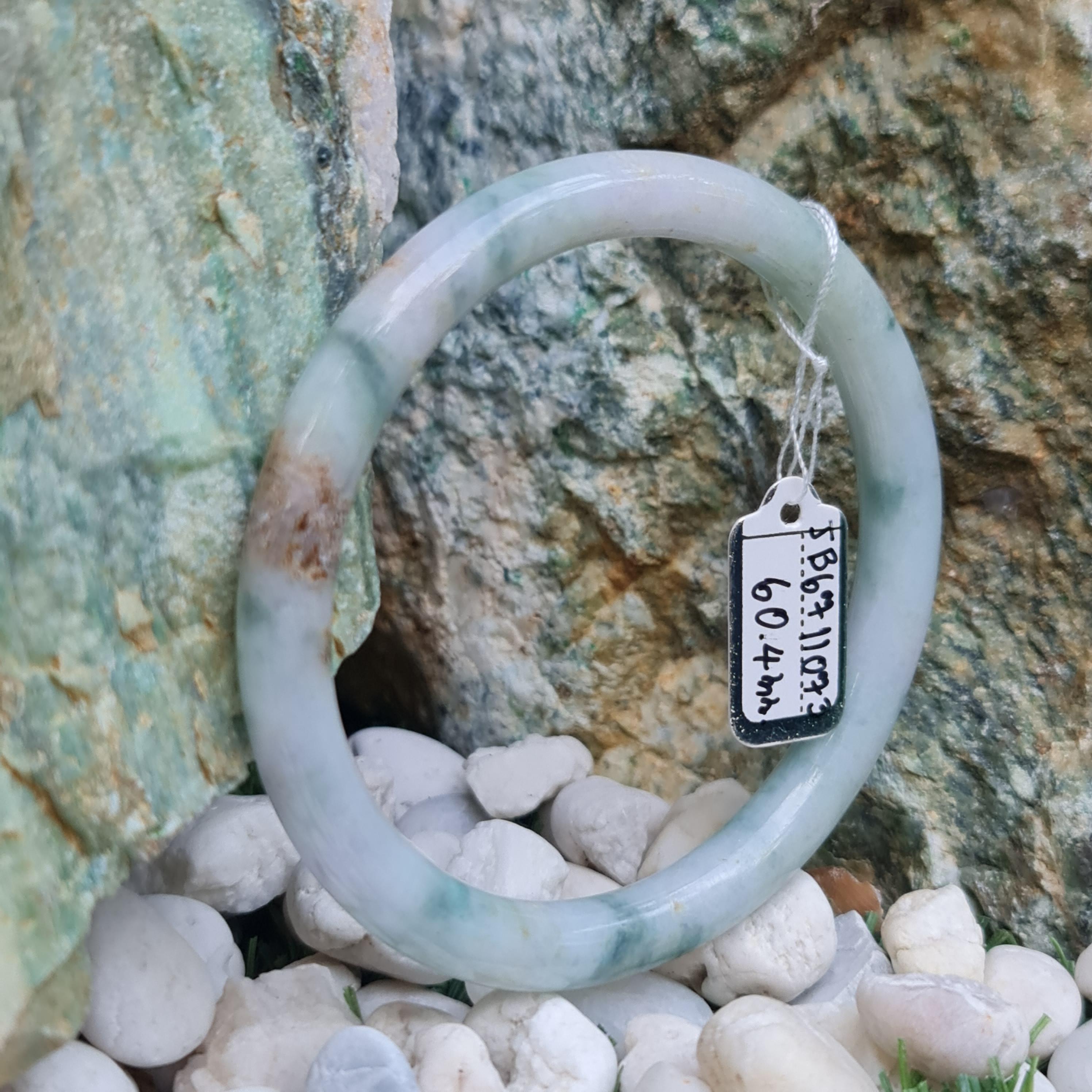 JB6711073 หยก พม่า แท้ Jade กำไลหยก 60.4 มม. (Jadeite bracelet) พม่า (Myanmar)