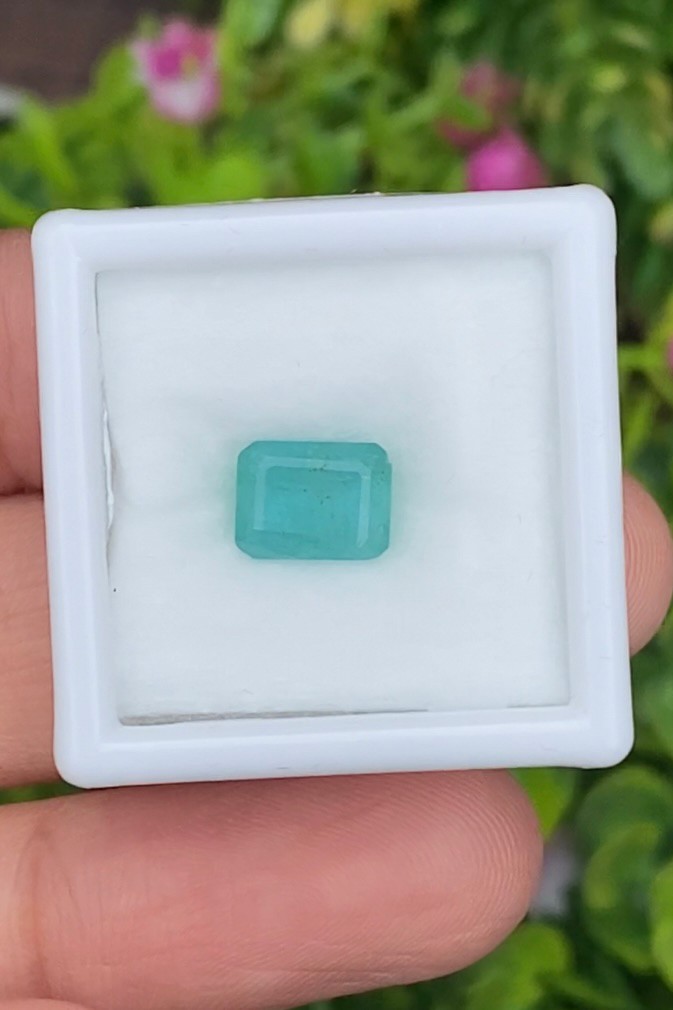 พลอย มรกต Natural Emerald แซมเบีย 1.58 กะรัต (Cts.) พลอยแท้ อัญมณีมงคลประจําวันเกิด เครื่องประดับพลอย