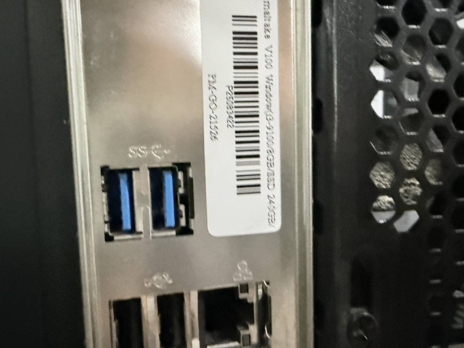 Thermaltake V100 Window(i3-9100/8GB/SSD 240GB/GT210 1GB)Thermaltake V100 Window(i3-9100/8GB/SSD 240GB/GT210 1GB)