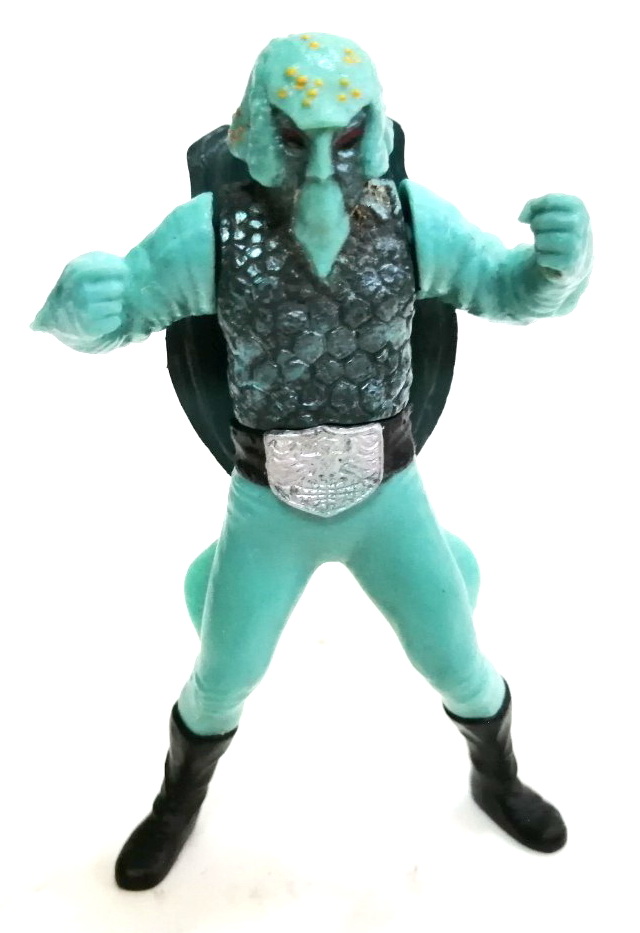 กาชาปอง HG SERIES **มีตำหนิที่แขนซ้ายด้านบน ชุดสัตว์ประหลาดจากเรื่องคาเมนไรเดอร์1 Masked Rider1 หรือ ไอ้มดแดงอาละวาด ตัวนี้คือ คาเมะสโตน จากภาพยนตร์ ตอนที่ 50 ขนาดสูงราว 10 ซม.