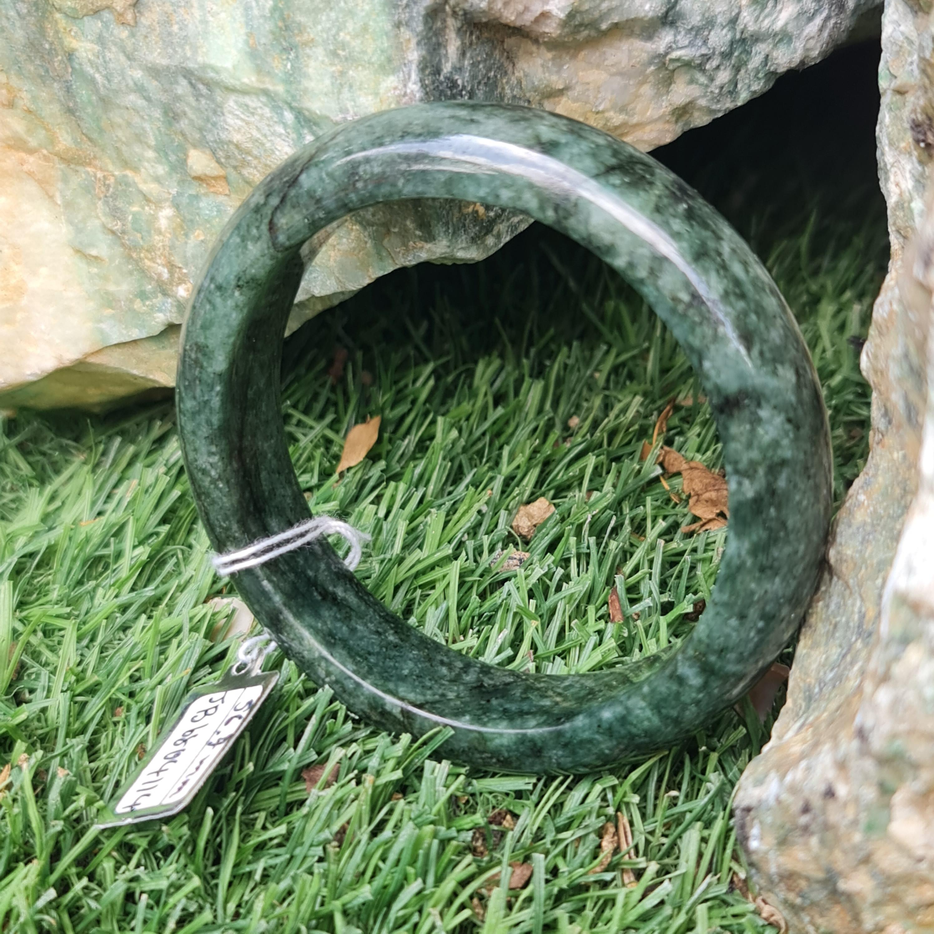 JB6804114 หยก พม่า แท้ Jade กำไลหยก 56.7 มม. (Jadeite bracelet) พม่า (Myanmar)