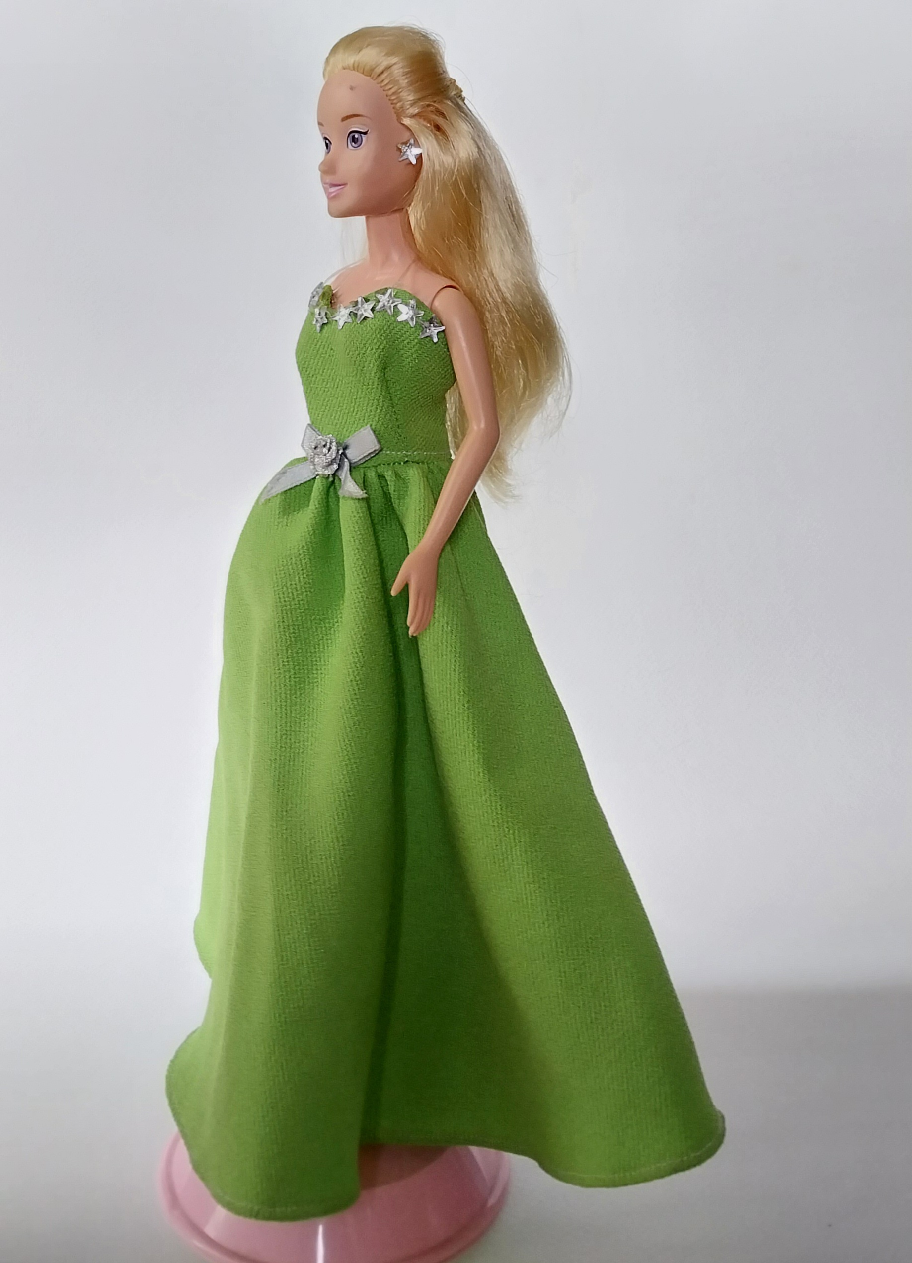 ของเล่น ของสะสม ตุ๊กตาเจ้าหญิงดิสนีย์ Disney Princess จาก แบรนด์ซิมบ้า ทอยส์ Simba Toys Doll หน้าสวย ผมทอง ปักไม่เต็มหัว สภาพดี ขายางพับงอได้