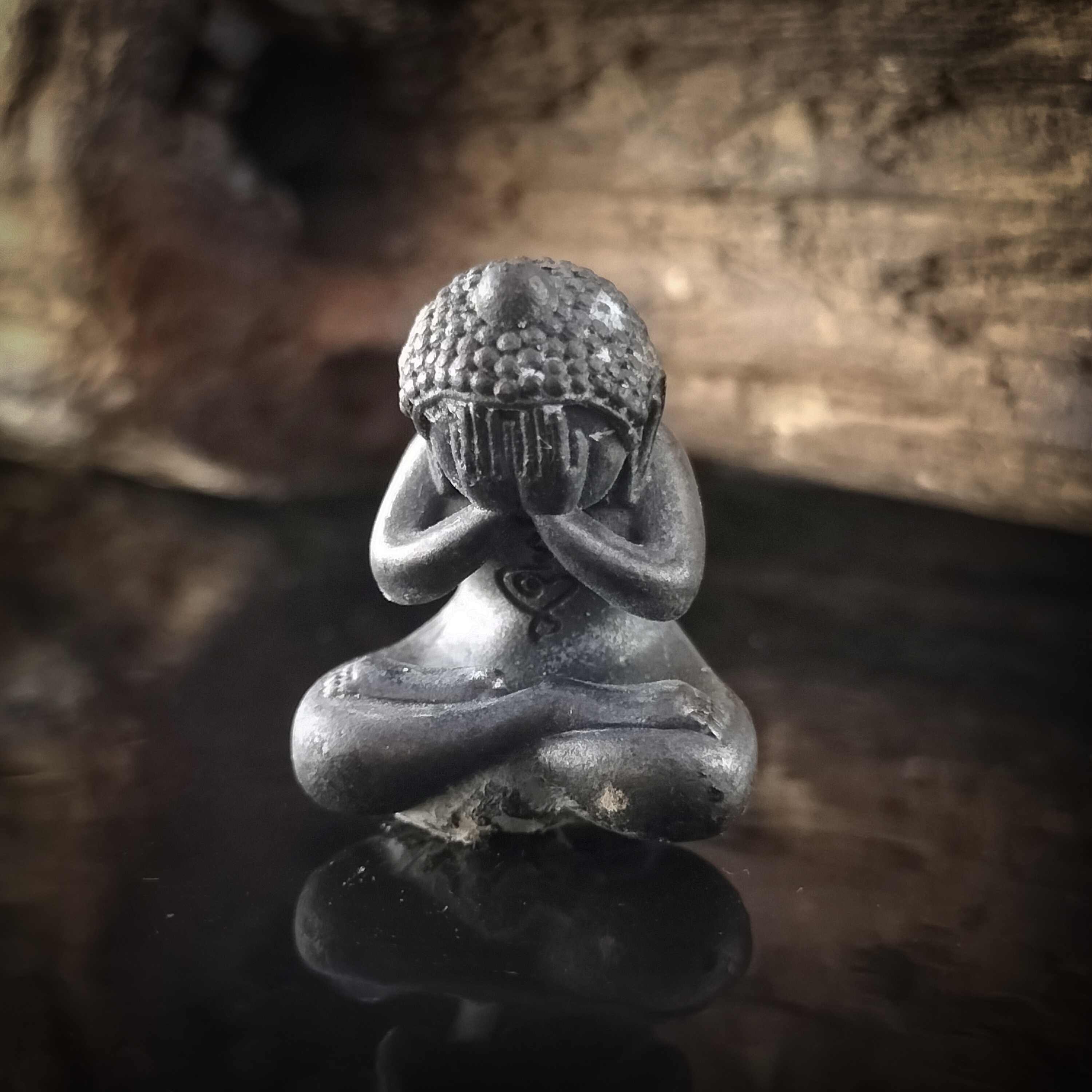 พระปิดตาพญาบังบด อุดว่านเครือร้อยปลา (หลวงปู่มี ฐิตสาโล วัดโพนทอง อายุ112ปี)