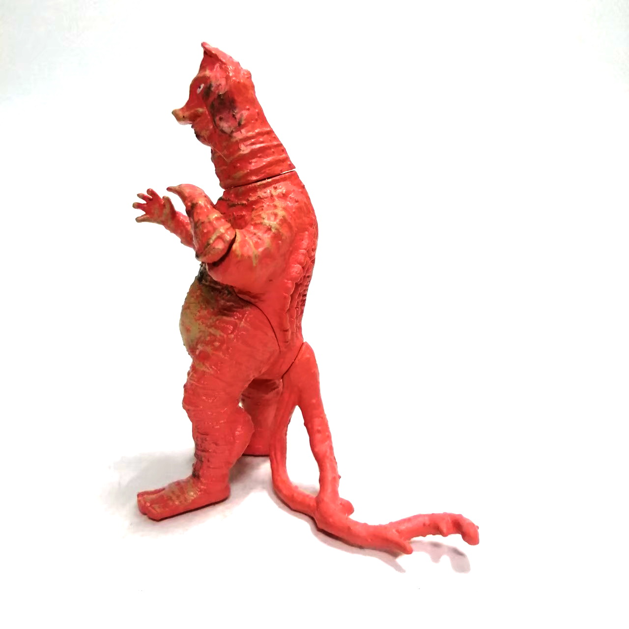 ขนาด3นิ้ว ***อาจมีรอยกาวบางส่วนไม่มีฐานน้ำแข็งขายตามสภาพ กาชาปองสัตว์ประหลาด บานิร่าจากอุลตร้าแมน ขนาดตามรูป มือสองของครบ