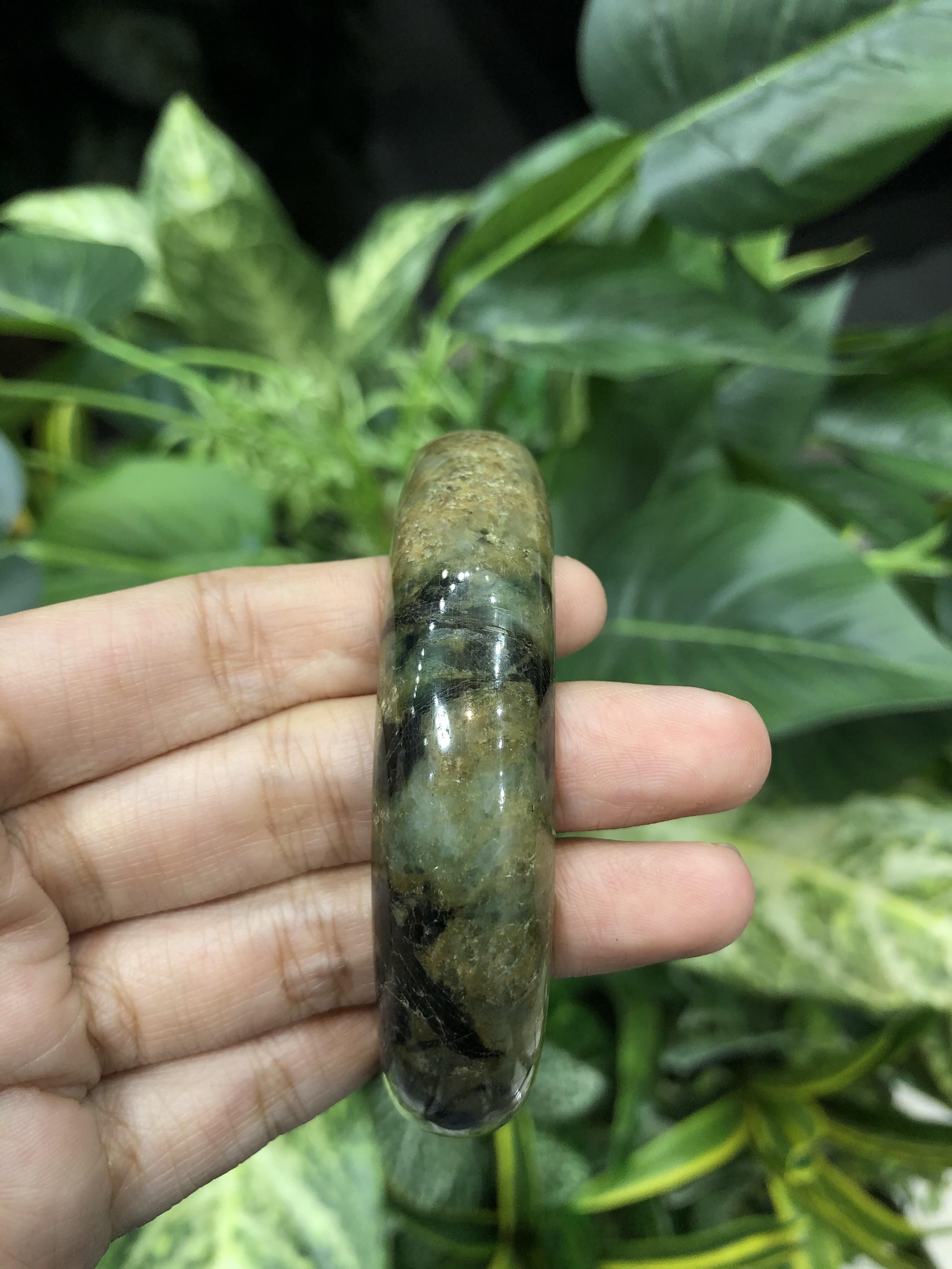 ๋J05C0117 หยก พม่า แท้ Jade กำไลหยก 62.3 มม (Jade bracelet) พม่า (Myanmar)