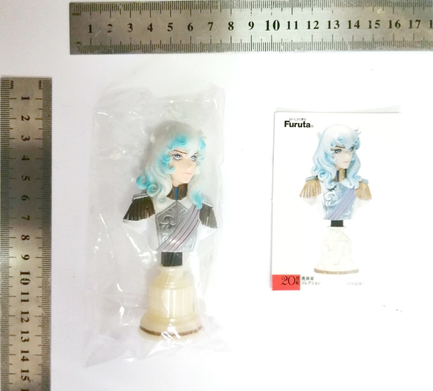 บัซครึ่งตัว แคแรคเตอร์ จาก กุหลาบแวร์ซาย์ ตัวเลดี้ออสการ์ ทำสีสำเร็จ พร้อมการ์ด งานของ FURUTA สวยงามเก่าเก็บ