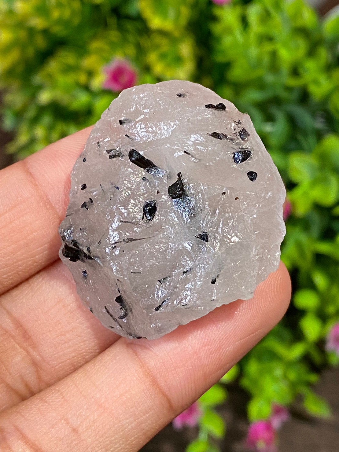 ก้อน ไหมดำ ควอตซ์ แก้วขนเหล็ก Black Rutilated Quartz Rough 112.62 กะรัต Cts. พลอยแท้ อัญมณีมงคลประจําวันเกิด เครื่องประดับพลอย