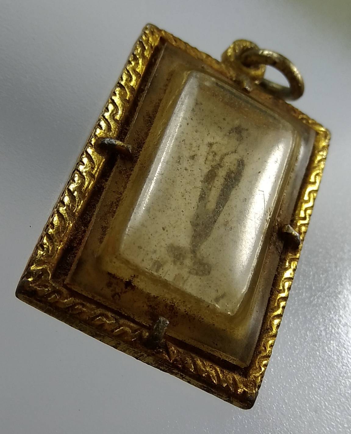 P040 ล็อกเก็ต พระประจำวันจันทร์ ไม่ทราบที่ครับ