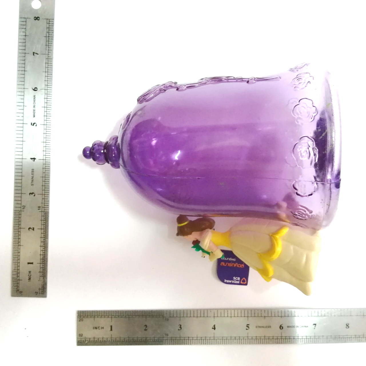 กระปุกออมสิน เจ้าหญิงดีสนีย์ เบลล์ จาก บิวตี้แอนด์เดอะบีสต์ พรีเมี่ยมที่ระลึกของธนาคาร ไทยพาณิชย์ ขนาด 7 นิ้ว สภาพดี