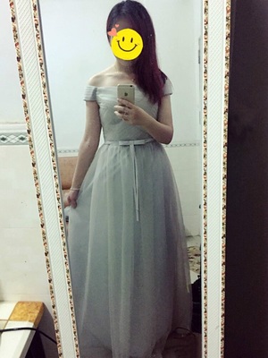 Pre-order ชุดราตรียาว ไหล่ปาด คาดผ้าที่เอว อัดพลีท ผ้าตาข่าย เชือกผูกหลัง