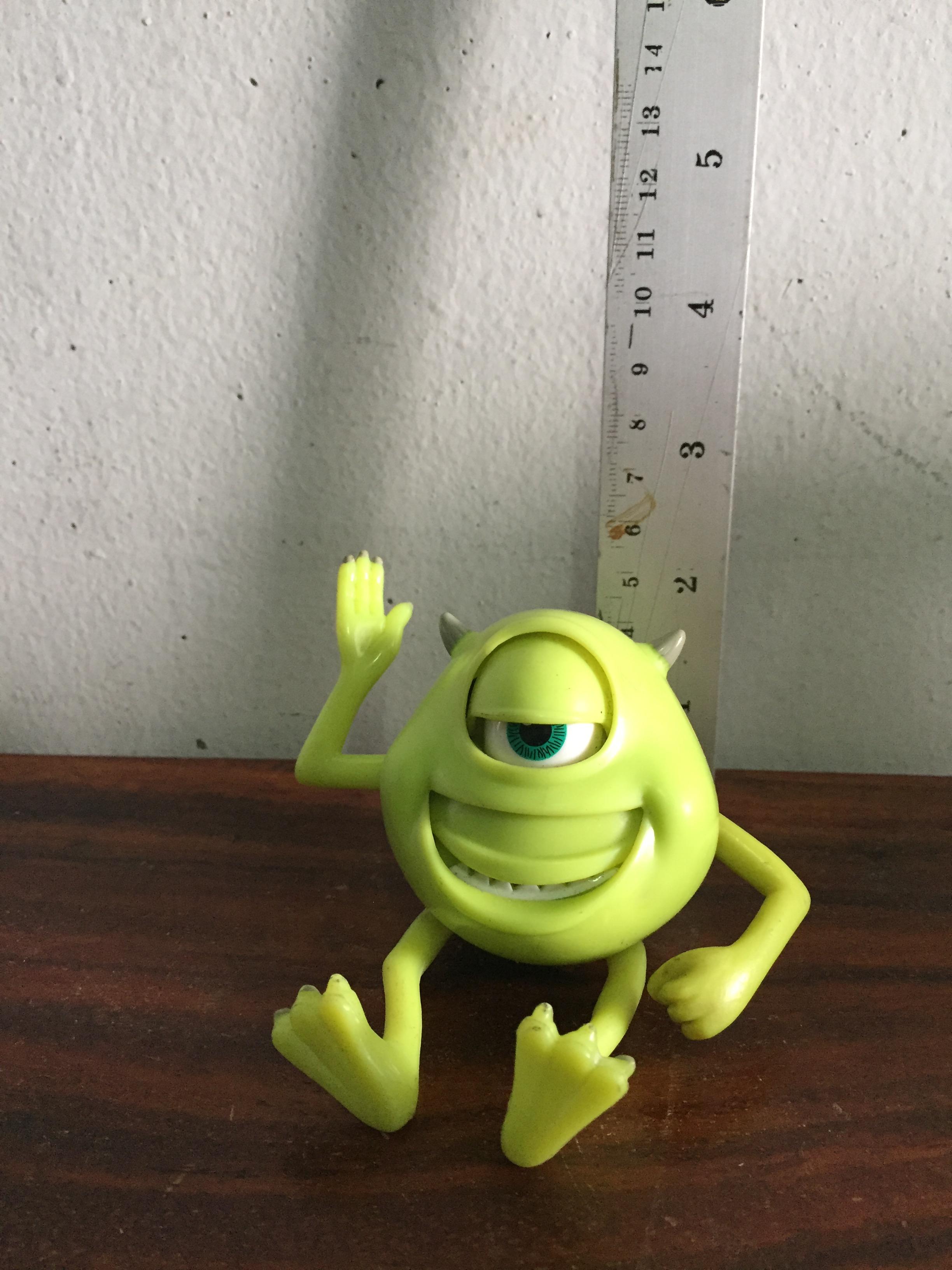 มีหลายภาพ ของสะสม จาก Mcdonald Monster Inc. มอนสเตอร์อินซ์ ครบเซ็ท