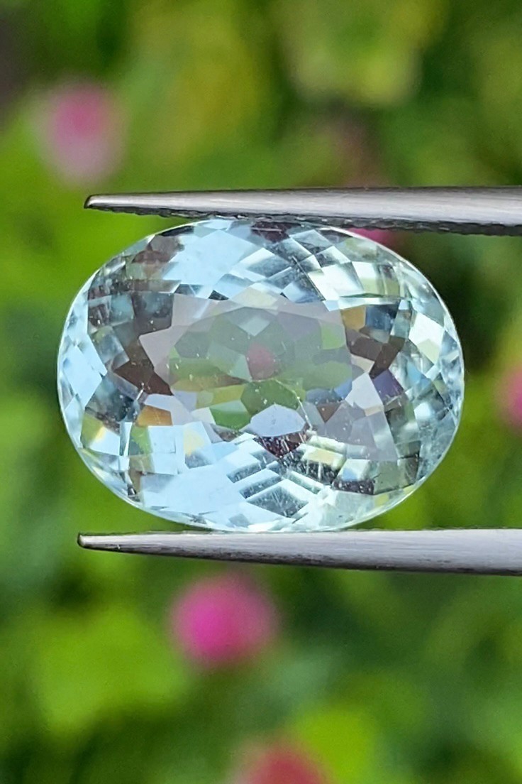 พลอย อความารีน Aquamarine 6.02 กะรัต (Cts.) พลอยแท้ อัญมณีมงคลประจําวันเกิด เครื่องประดับพลอย