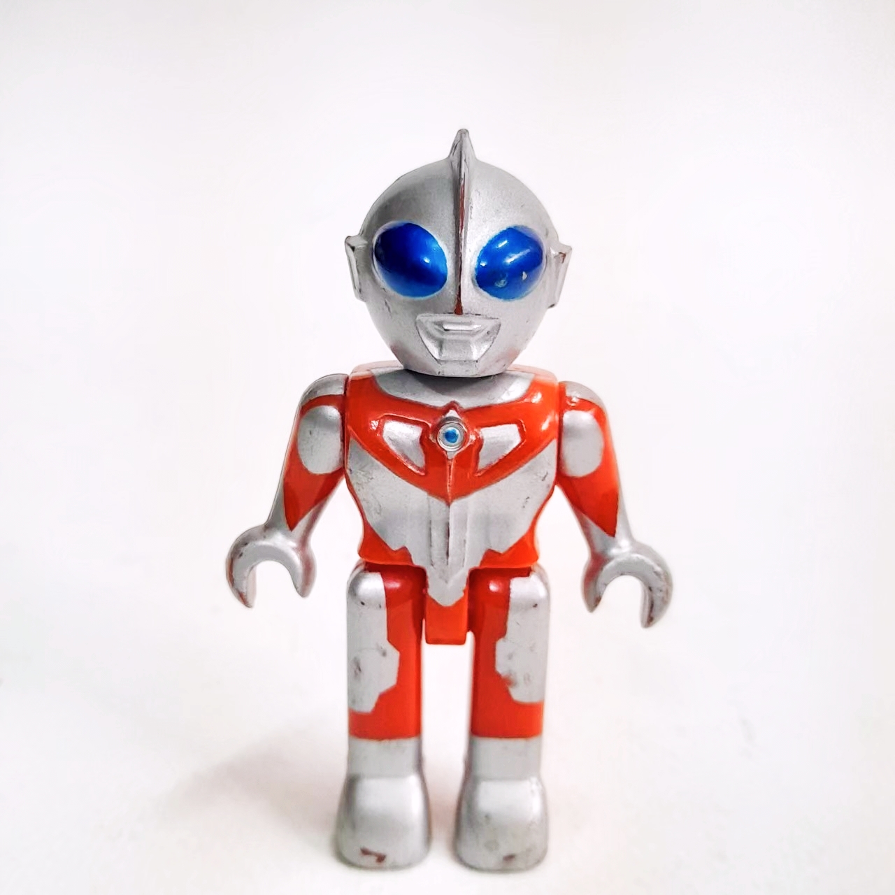 พลาสติก คูบริค ขนาด 2.5-3นิ้ว งาน Apex toys อุลตร้าแมน มิลเลนเนียม Ultraman Millenium ขยับแขนขาได้ มือสอง สภาพเก่า มีรอยบ้าง งานเก่าหายาก ไม่พบบ่อย