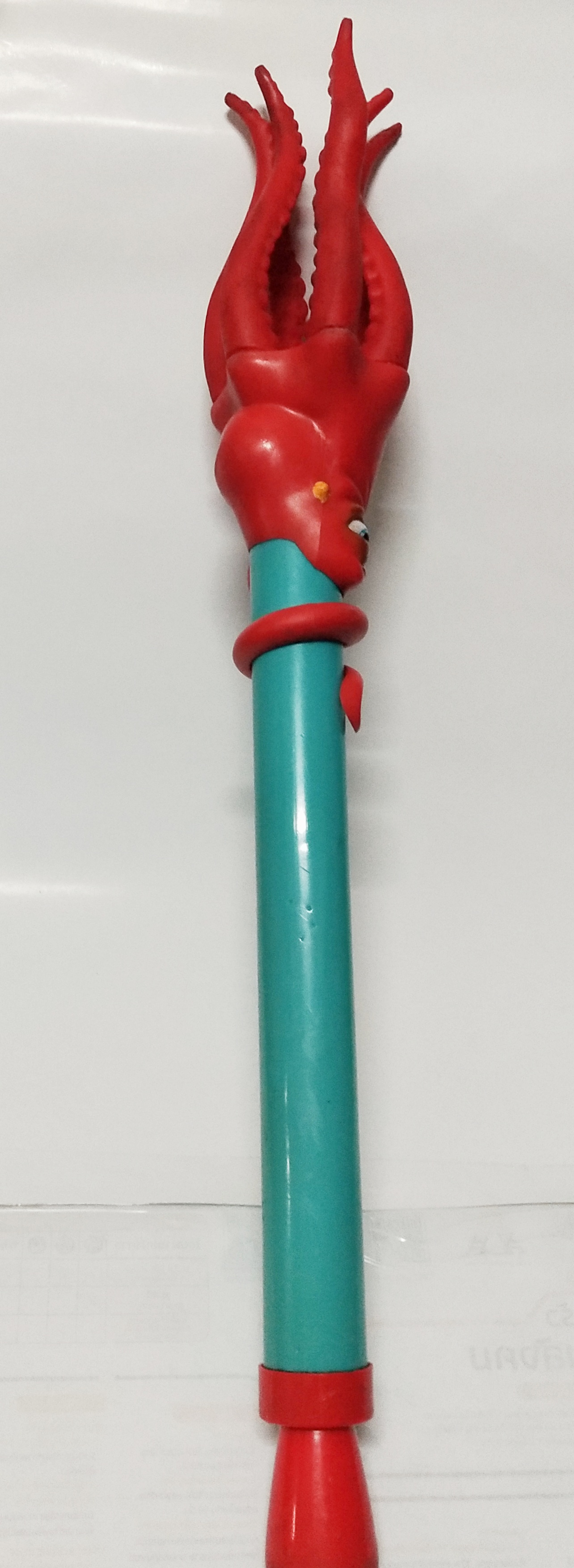 กรุณาเลือกแบบ : ปืนฉีดน้ำรูปคฑาปลาหมึก สำหรับสะสมเท่านั้น 1 ของครบ 2. ขาดด้ามดึง ของมีตามภาพ