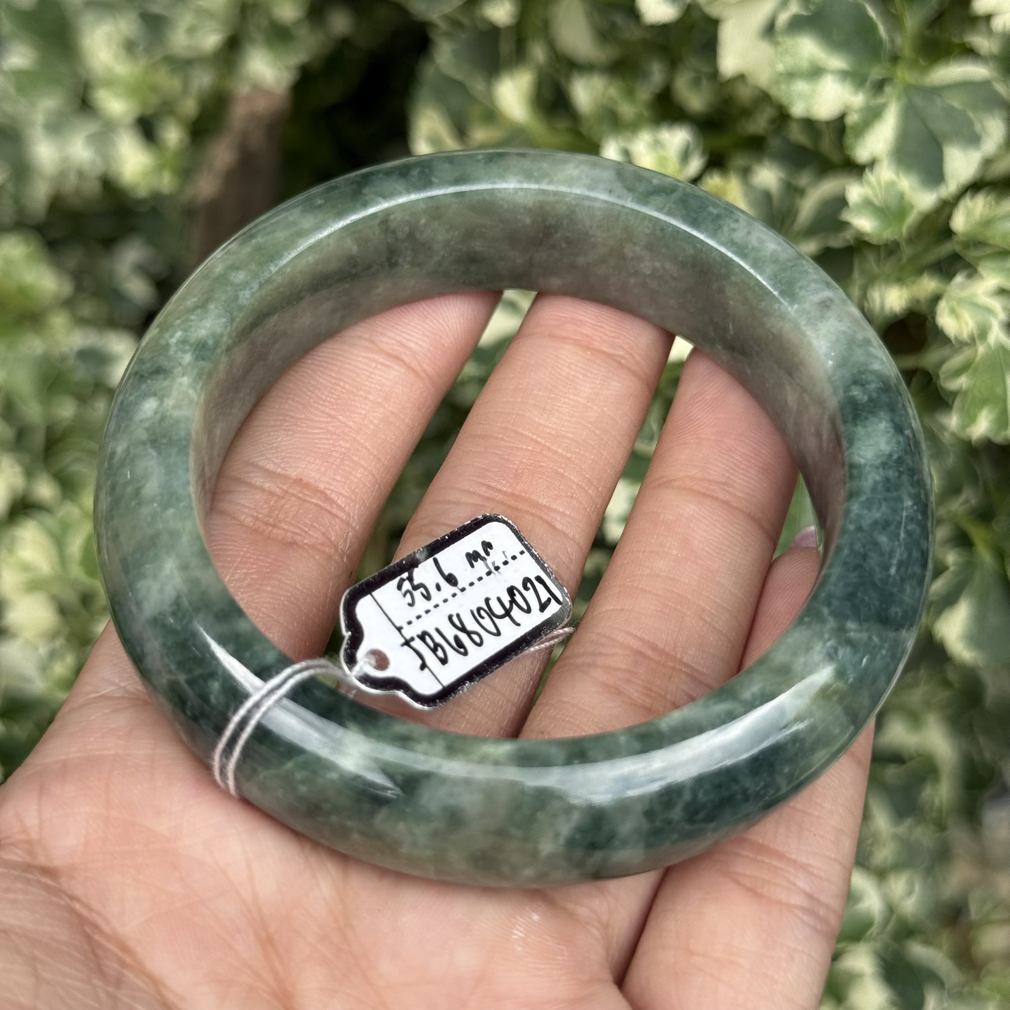 JB6804021 หยก พม่า แท้ Jade กำไลหยก 55.6 มม. (Jadeite bracelet) พม่า (Myanmar)