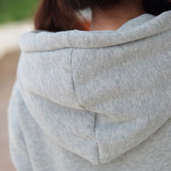 เสื้อสเวตเตอร์กันหนาว มีฮู้ด แต่งกระเป๋าหน้า (11974H)