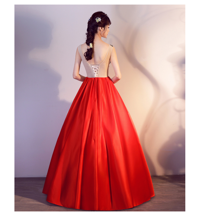 ชุดราตรียาวไซส์ใหญ่พิเศษ แขนกุด แต่งดอกไม้ กระโปรงผ้าซาติน (เชือกผูกหลัง)