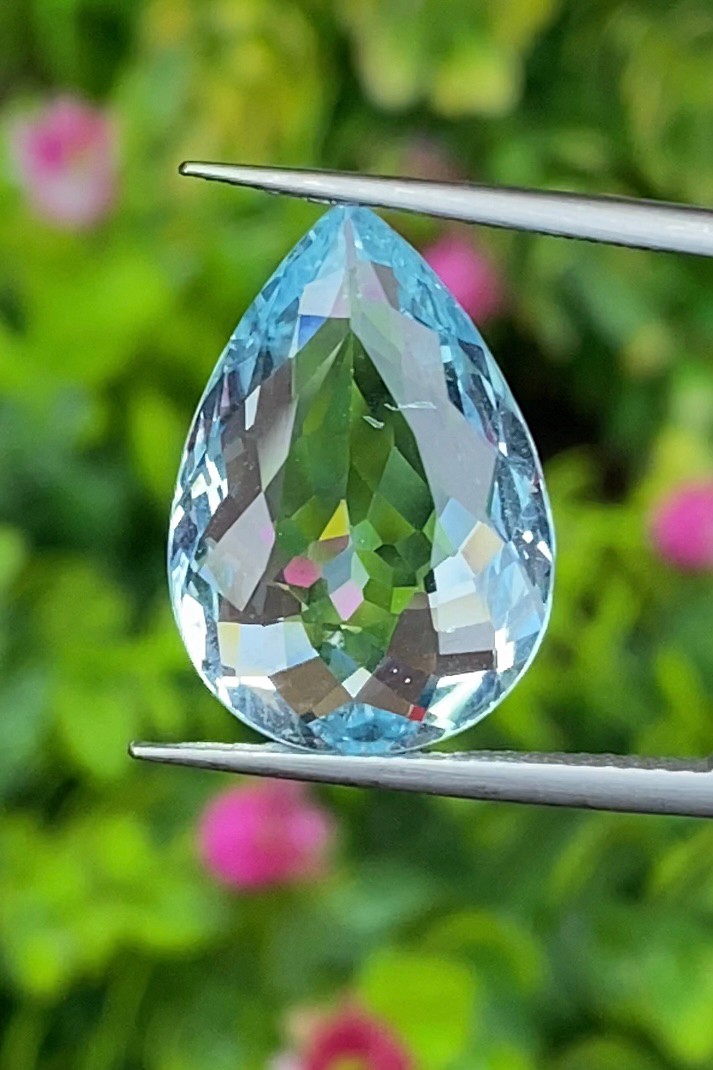 พลอย อความารีน Aquamarine 7.17 กะรัต (Cts.) พลอยแท้ อัญมณีมงคลประจําวันเกิด เครื่องประดับพลอย