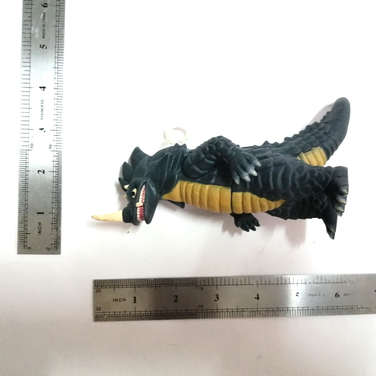 ซอฟ 5 นิ้ว สปาร์คดอลล์ มีสติ๊กเกอร์ สัตว์ประหลาด ซีโกรัส จาก อุลตร้าแมนแจ๊ค BANDAI 2013 CHINA สภาพดี มีรอยบ้าง