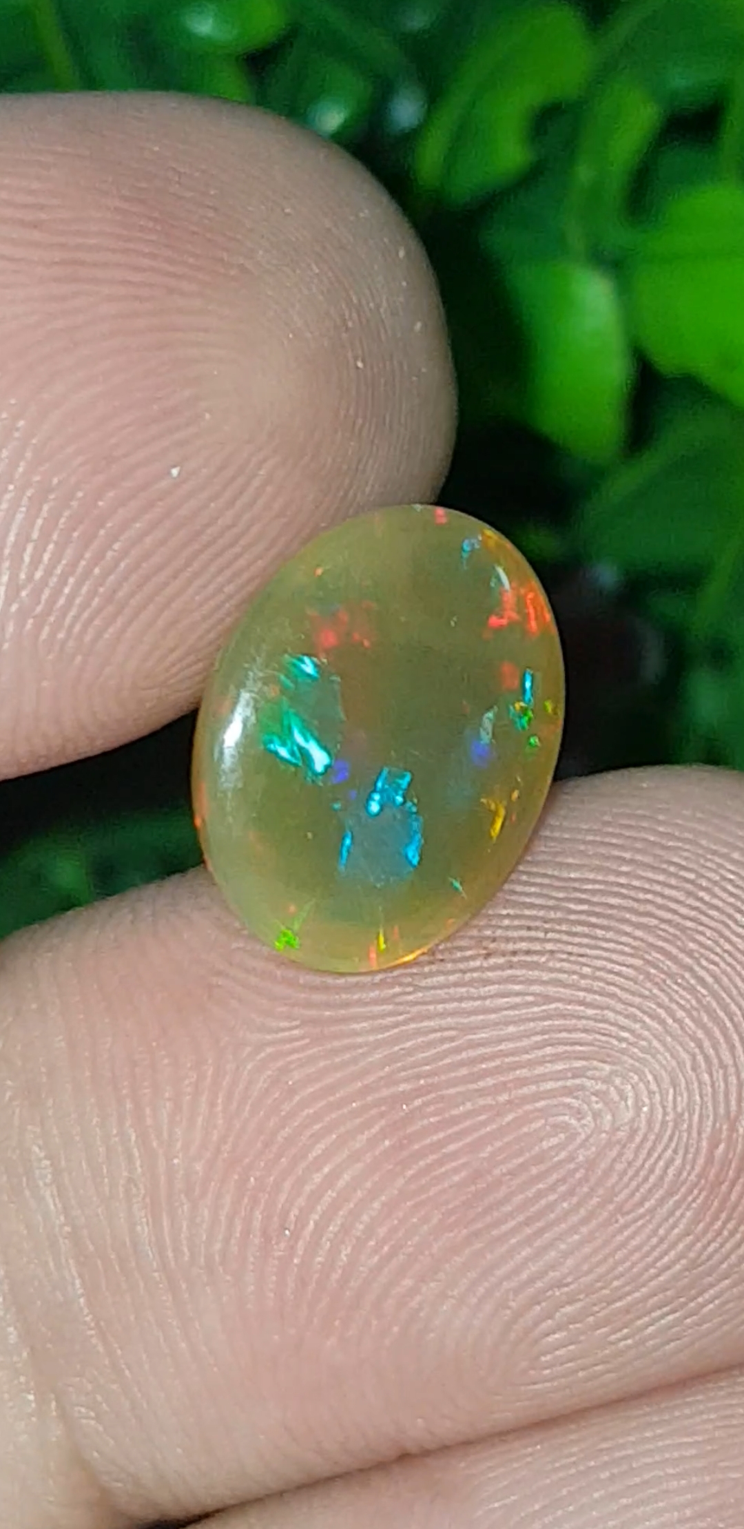 พลอย โอปอล Opal 3.84 กะรัต (Cts.) พลอยแท้ อัญมณีมงคลประจําวันเกิด เครื่องประดับพลอย