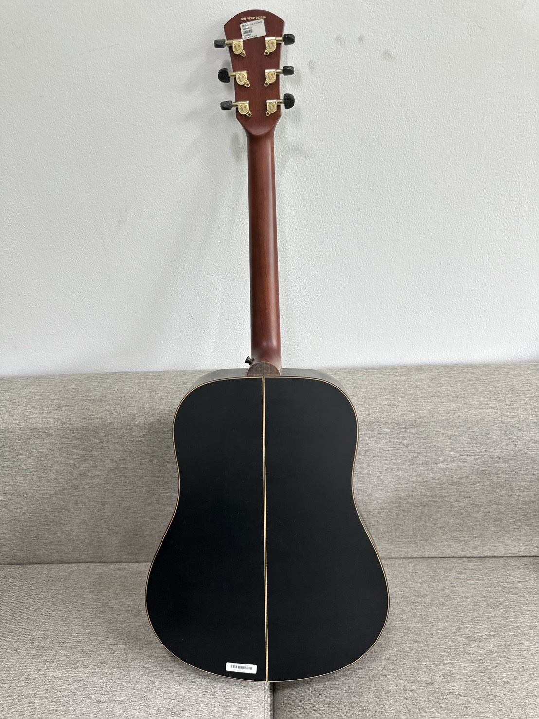 Guitar กีตาร์โปร่ง Vivid รุ่น V-22/BKM