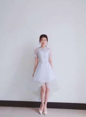 Pre-order ชุดราตรี แขนสั้น แต่งผ้าลูกไม้ กระโปรงตาข่าย เรียบหรู (ซิปหลัง)