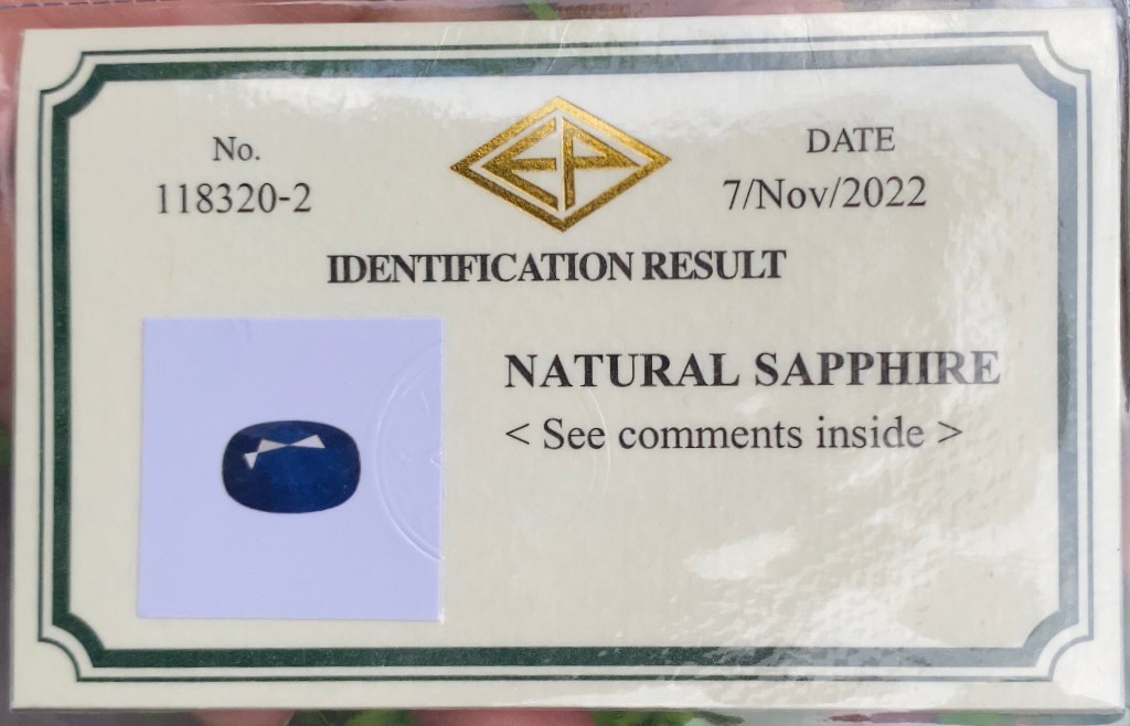 พลอย ไพลิน Blue Sapphire 2.221 กะรัต (Cts.) พร้อมใบเซอร์ พลอยแท้ อัญมณีมงคลประจําวันเกิด เครื่องประดับพลอย