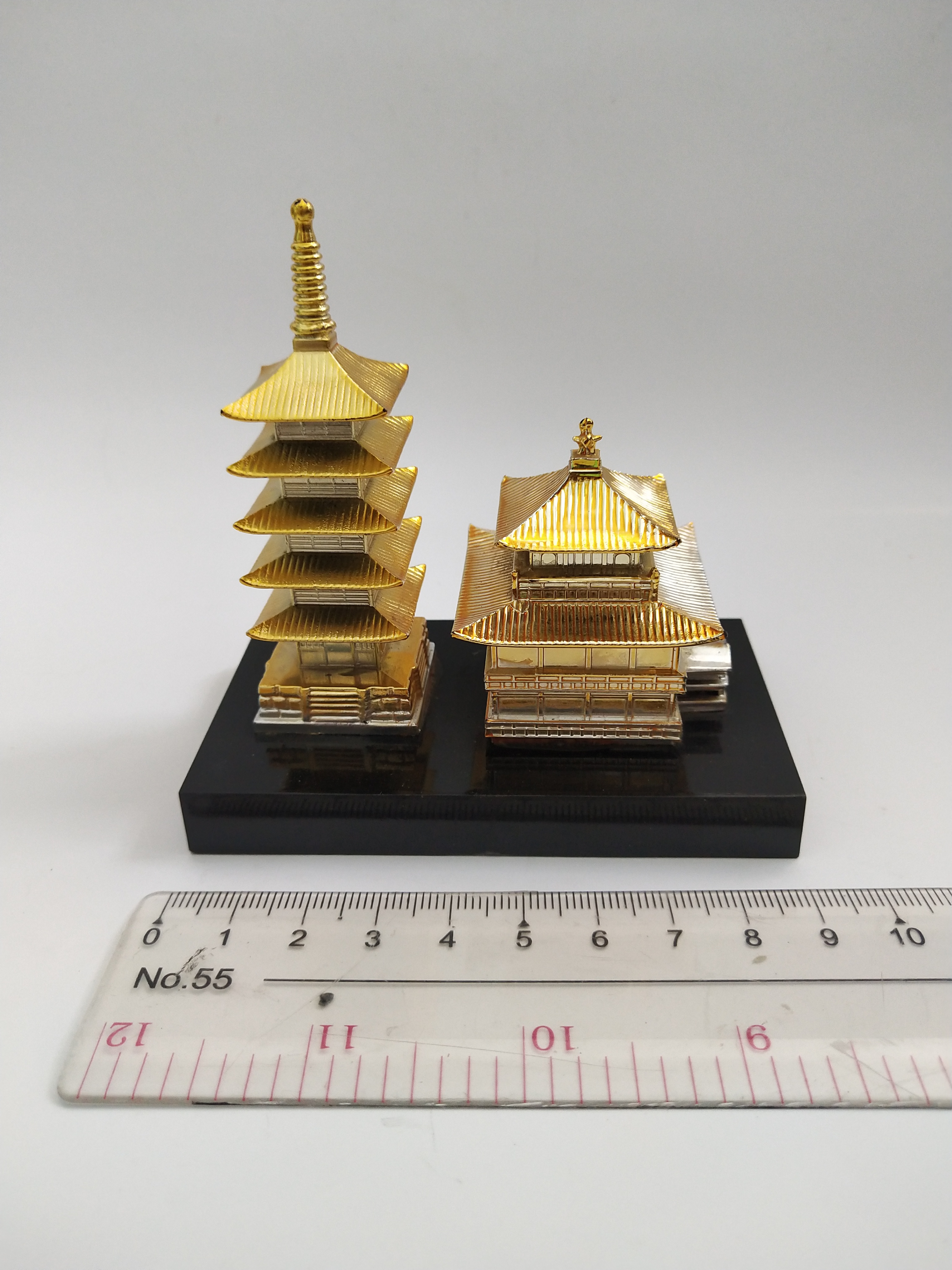 มีหลายภาพ โมเดลวัด คิงกะกุ เป็นวัดในเคียวโตะ ญี่ปุ่น เป็นงานพลาสติกโมเดล