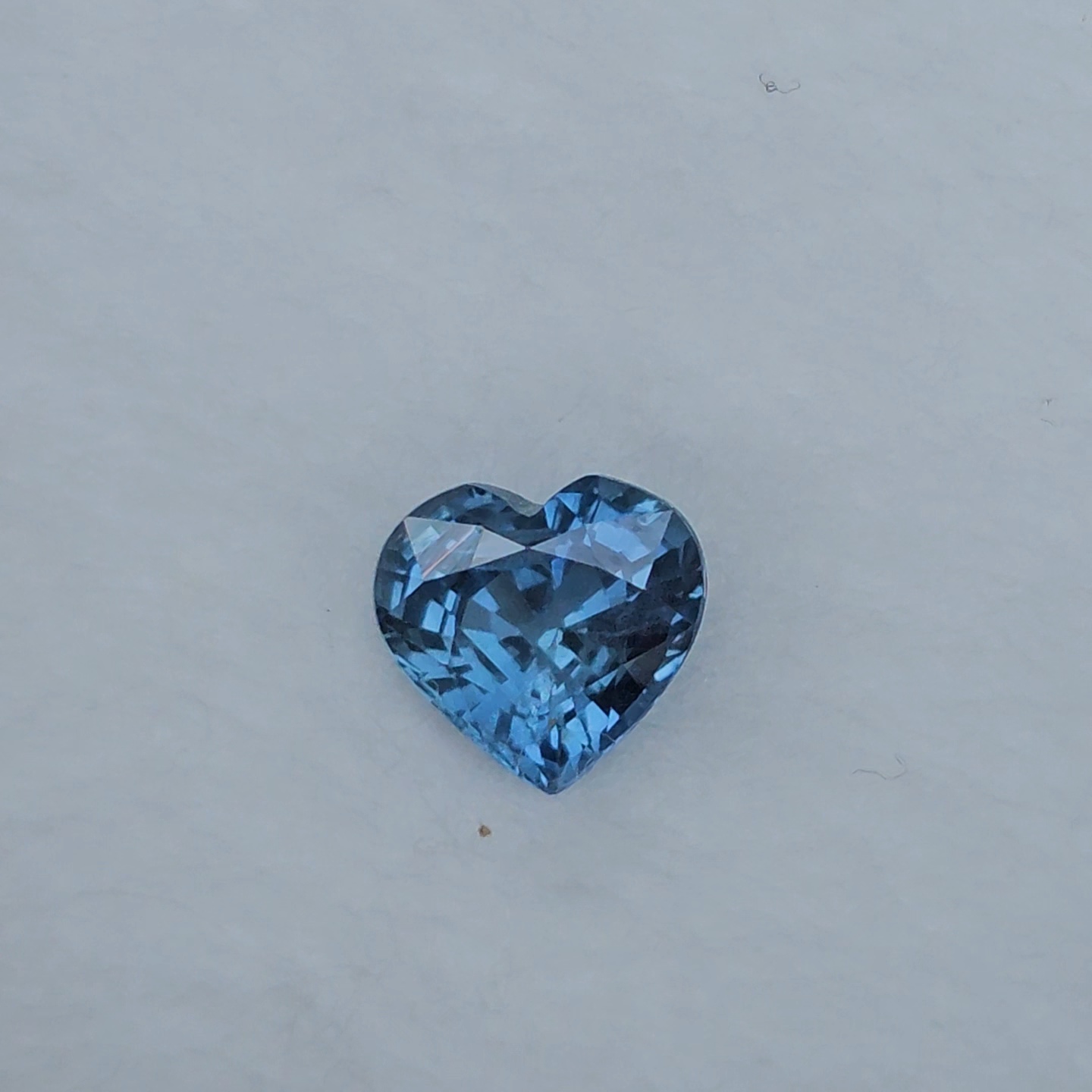 พลอย ไพลิน (Blue Sapphire) 1.05 กะรัต (Cts.) พลอยแท้ อัญมณีมงคลประจําวันเกิด เครื่องประดับพลอย