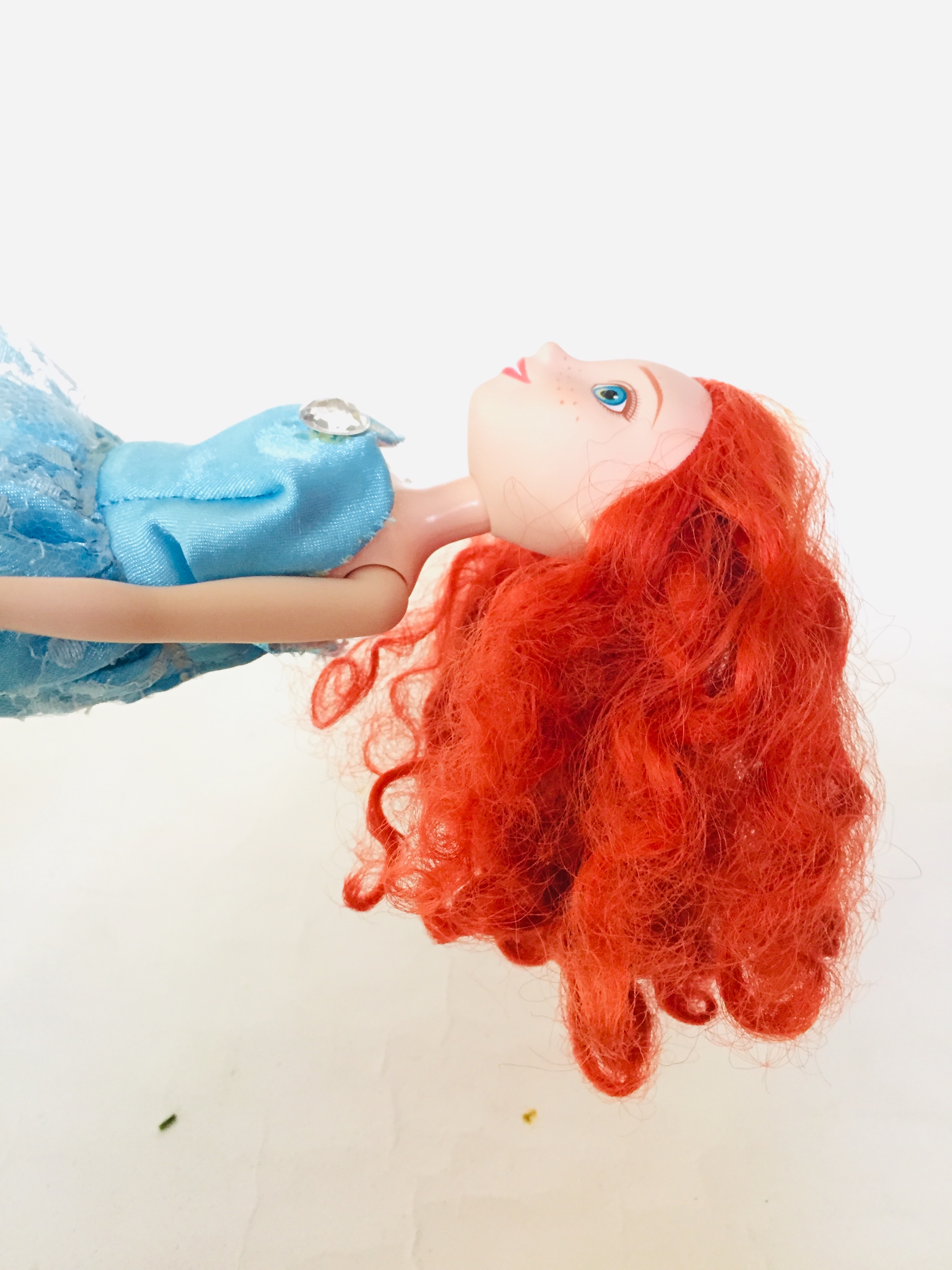 มีหลายภาพ คอหลวมบ้าง ผมฟู แถมชุด ,ตุ๊กตาเมอริด้า จากภาพยนต์อนิเมชั่นของดิสนีย์ เบรฟ งานแท้ Hasbro