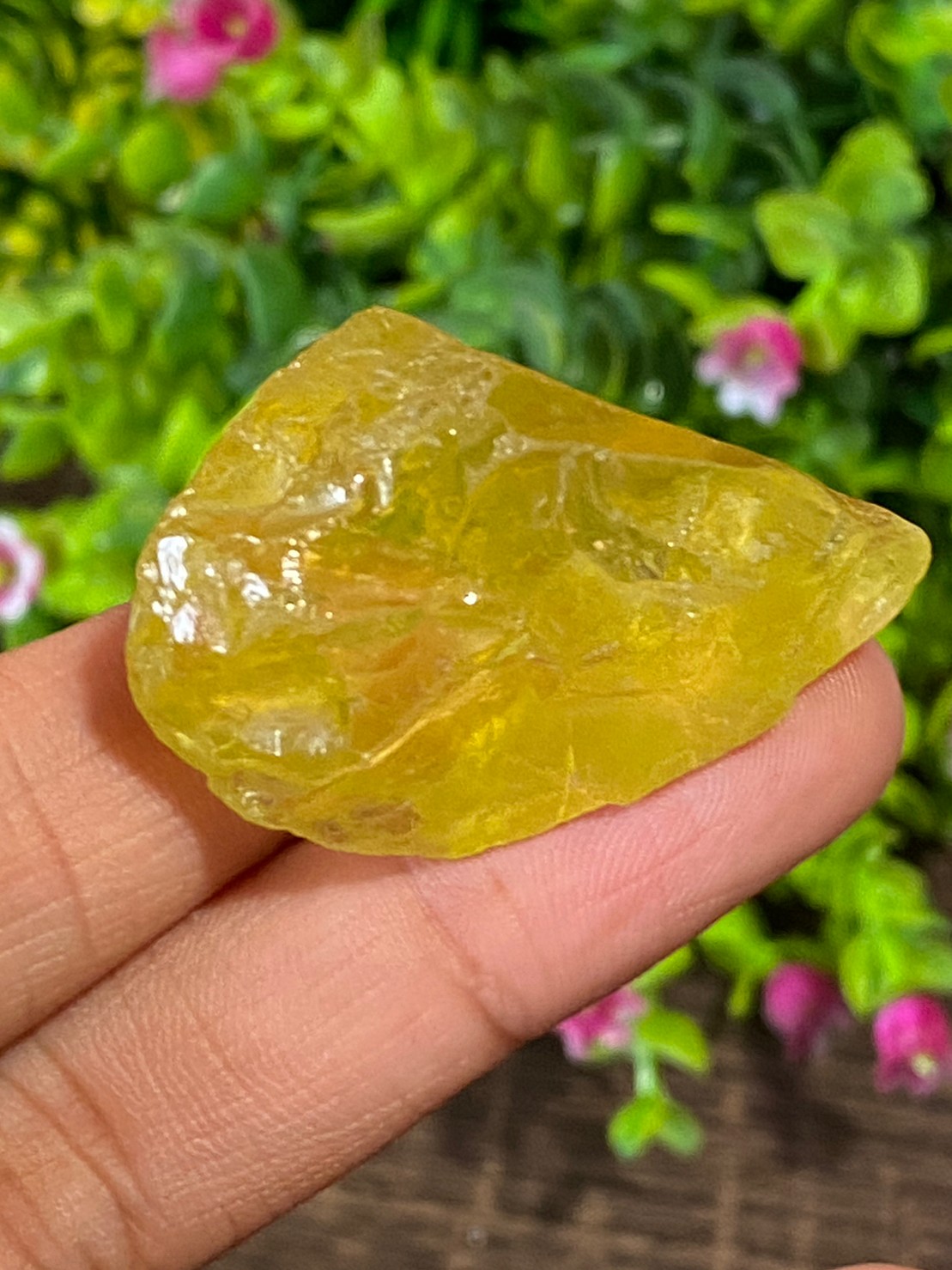 ก้อน เลมอนควอตซ์ Lemon Quartz Rough 102.12 กะรัต (Cts.) พลอยแท้ อัญมณีมงคลประจําวันเกิด เครื่องประดับพลอย