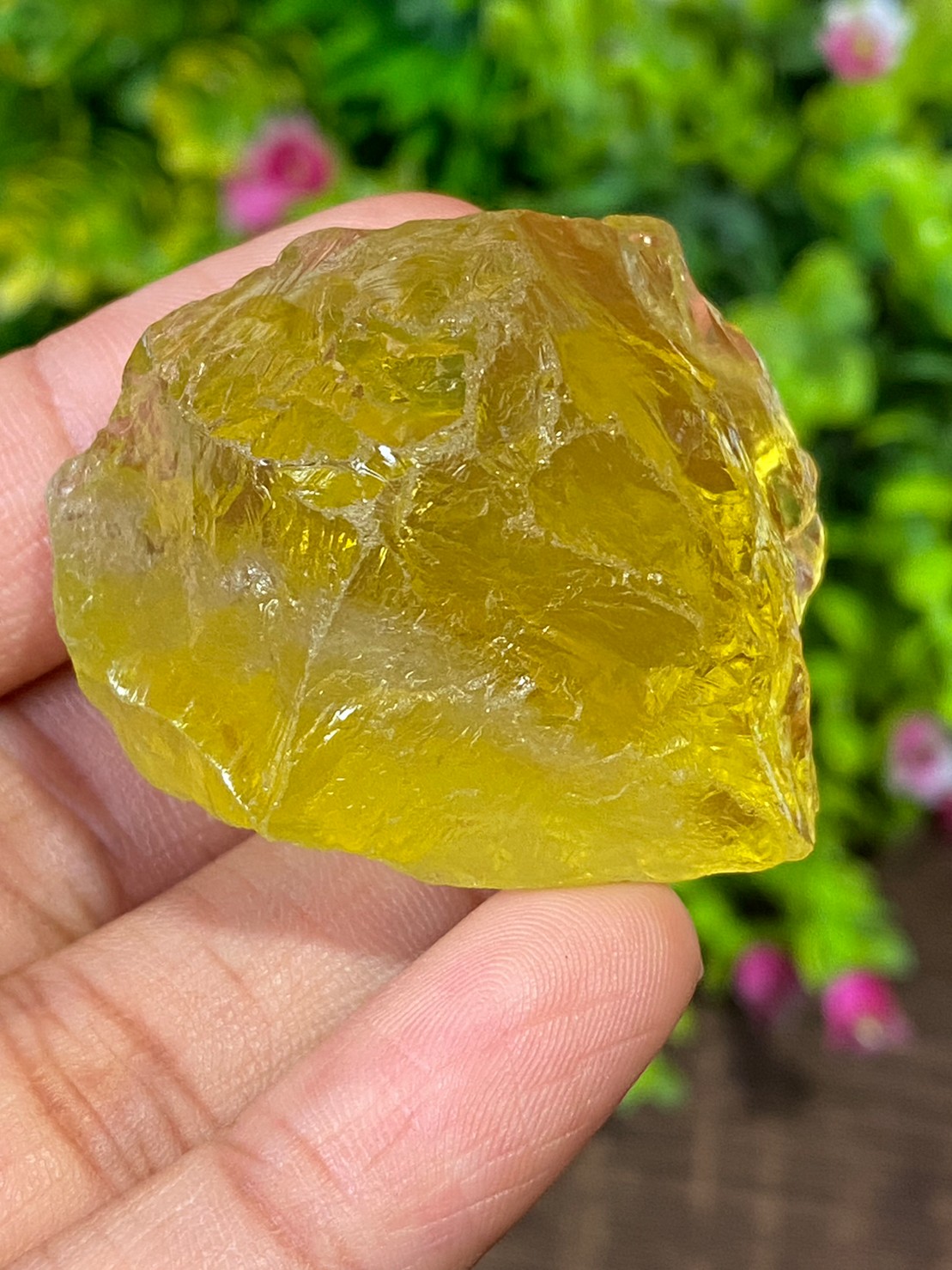 ก้อน เลมอนควอตซ์ Lemon Quartz Rough 200.84 กะรัต (Cts.) พลอยแท้ อัญมณีมงคลประจําวันเกิด เครื่องประดับพลอย