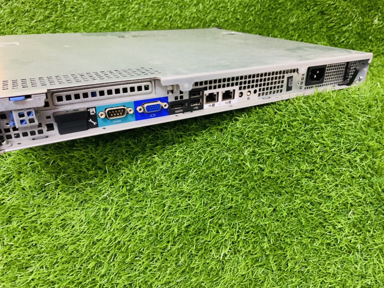 Server Dell PowerEdge R210ii Server CPU i3-2120 Ram 4GB HDD 500GB