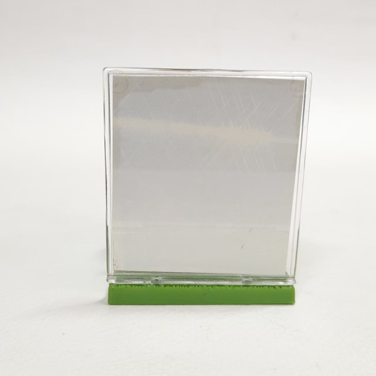 ฟิกเกอร์ นักบอล ทีมญี่ปุ่น Hidetoshi nakata ขนาดตามรูป มีฐาน มีฉาก มือสอง สภาพดีมีรอยบ้าง