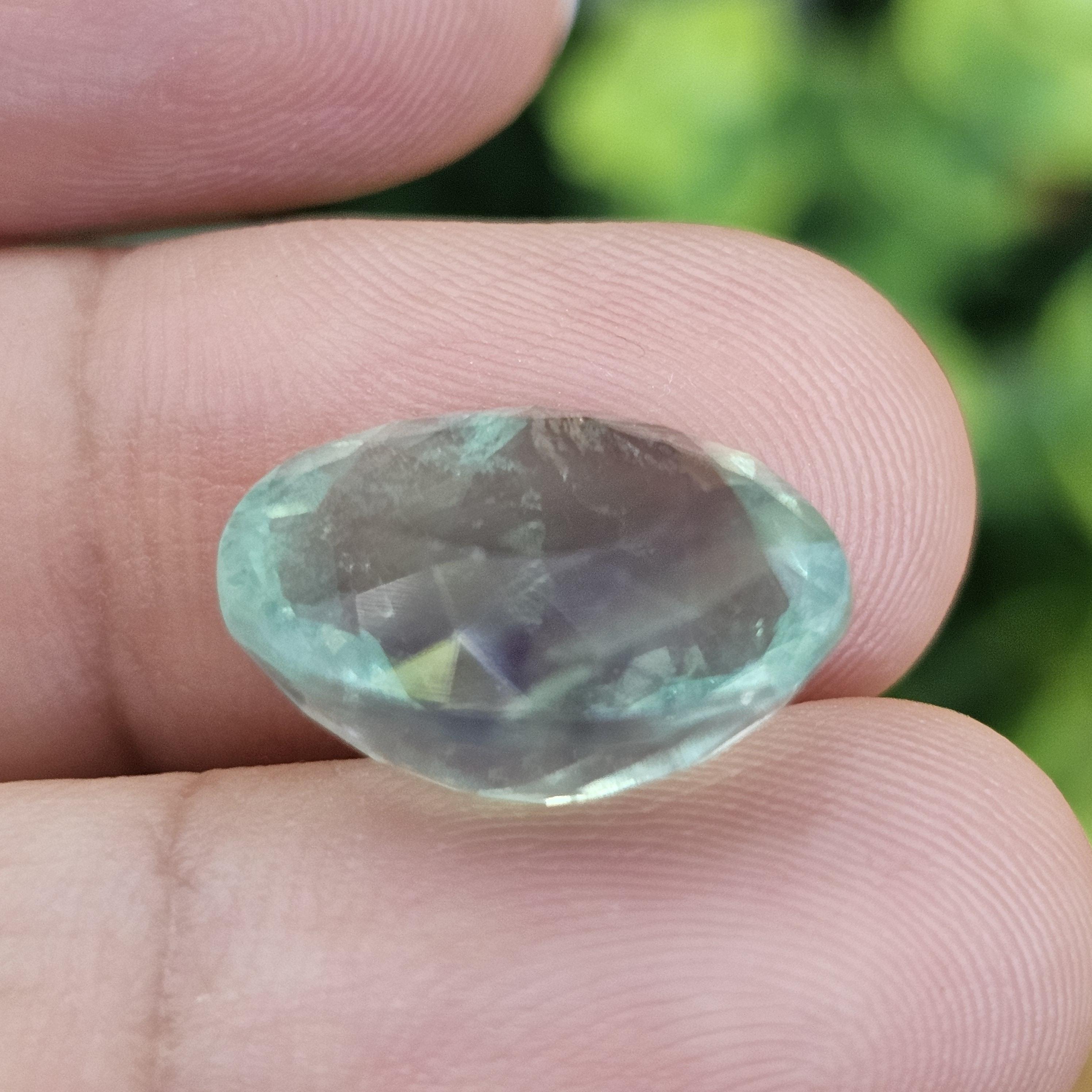 พลอย ฟลูออไรด์ (Fluorite) 13.18 กะรัต (Cts.) พลอยแท้ อัญมณีมงคลประจําวันเกิด เครื่องประดับพลอย