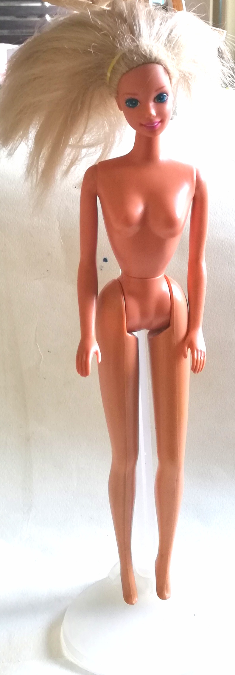มีหลายภาพ,***ขาหลวมตามภาพ, ตุ๊กตาบาร์บี้หน้าวินเทจ ผมบลอนด์ฟู, พร้อมชุด เอวหมุนได้ ขายาง พับงอได้