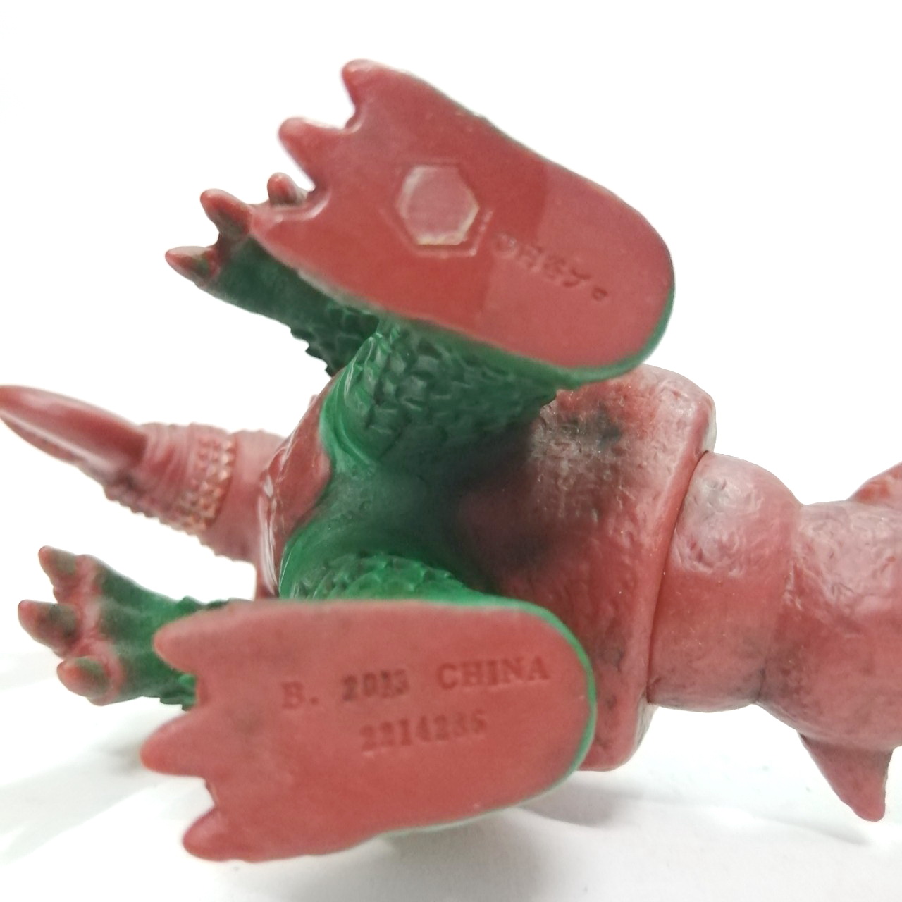 ซอฟ5นิ้ว สปาร์คดอล ไม่มีสติ๊กเกอร์ สภาพดี สัตว์ประหลาดคิงส์แครบ จากอุลตร้าแมนเอส(เอ)