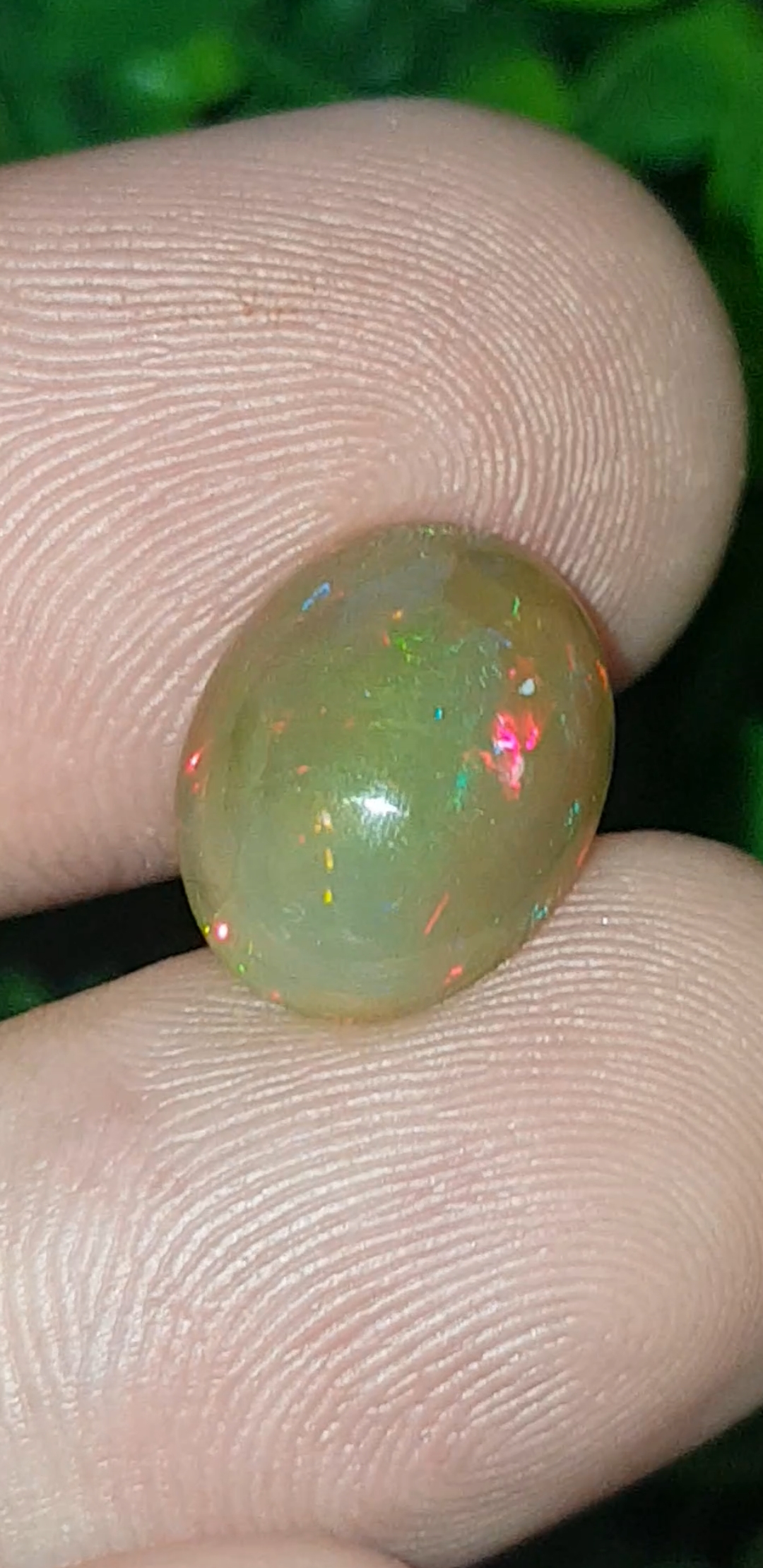 พลอย โอปอล Opal 3.84 กะรัต (Cts.) พลอยแท้ อัญมณีมงคลประจําวันเกิด เครื่องประดับพลอย