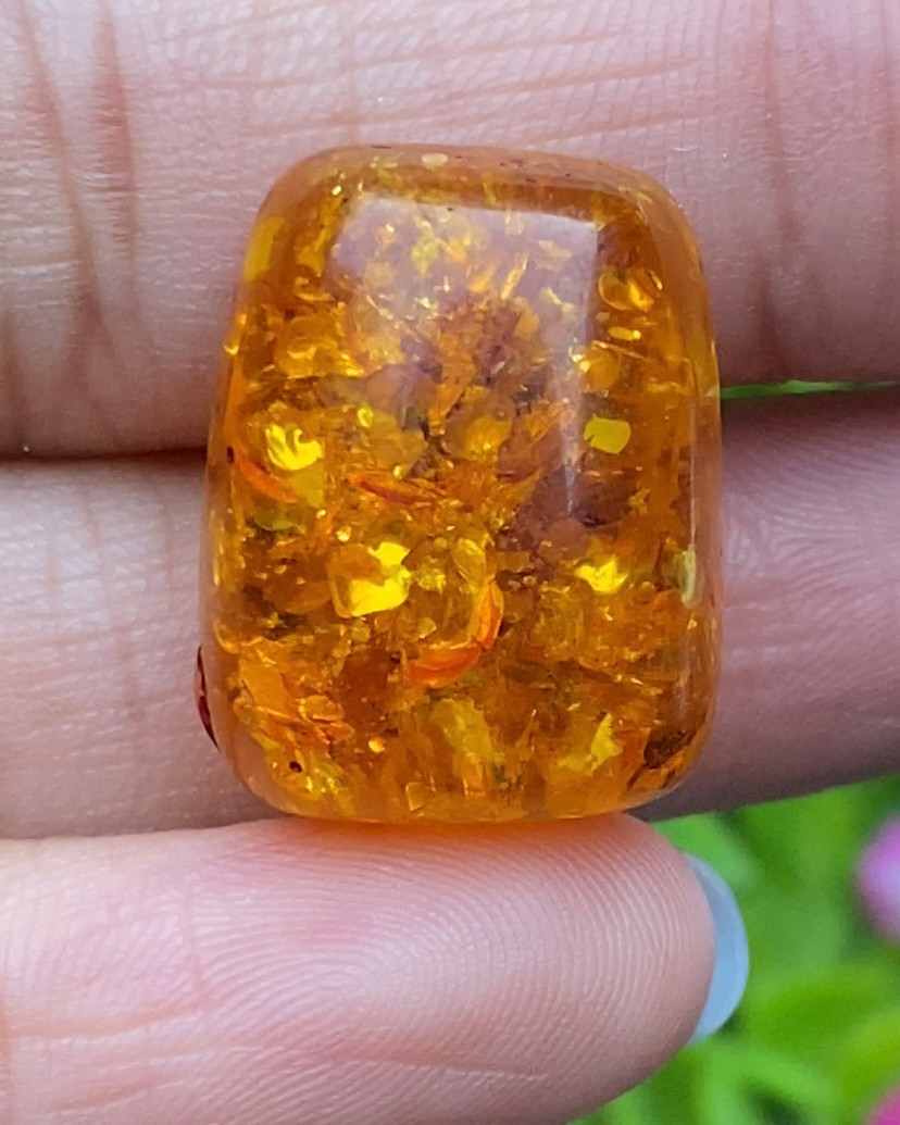 อำพัน Amber 12.25 กะรัต พลอยแท้ อัญมณีมงคลประจําวันเกิด เครื่องประดับพลอย