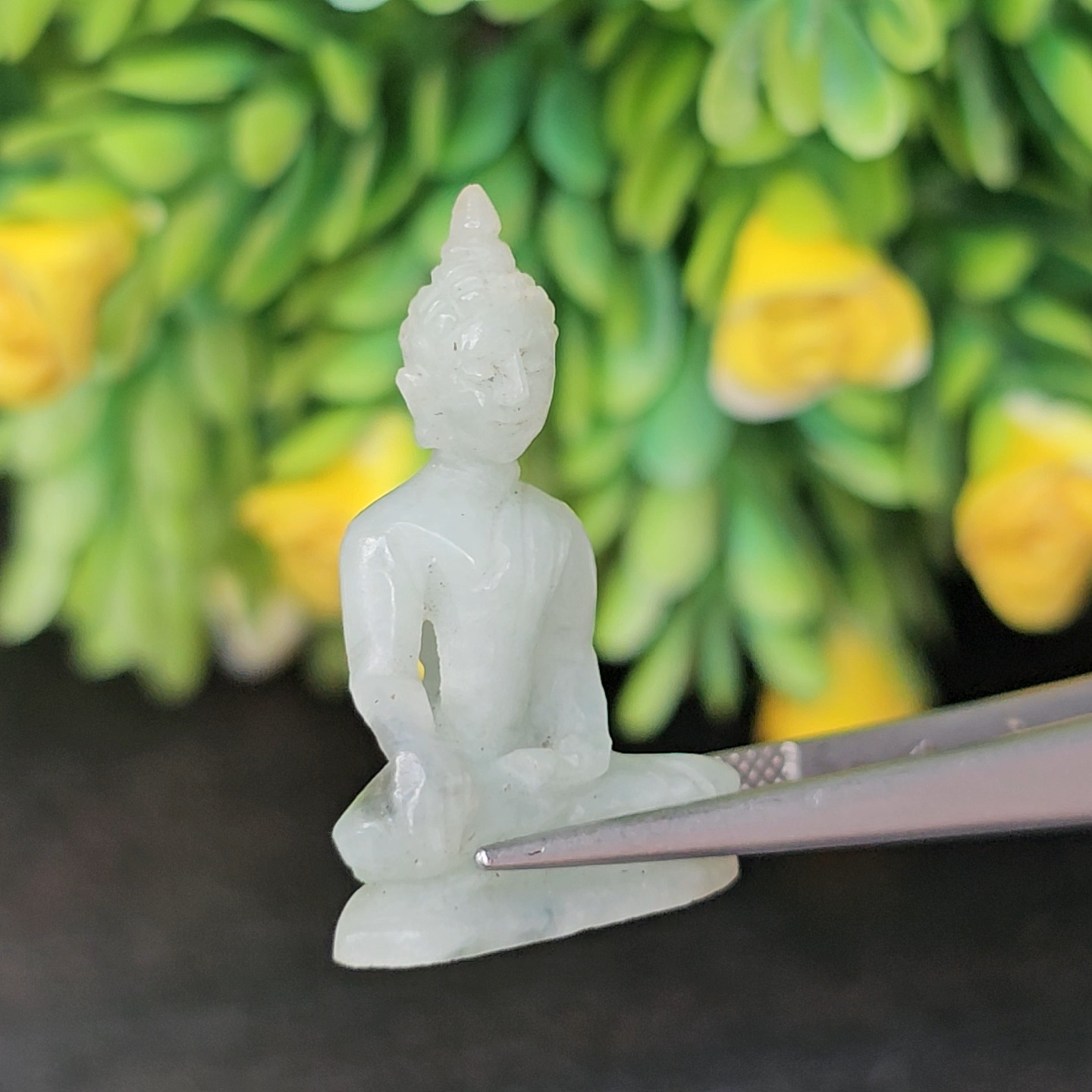 หยก แกะสลัก รูป พระ (Burmese jadeite) 13.81 กะรัต (cts.) หยก พม่า แท้