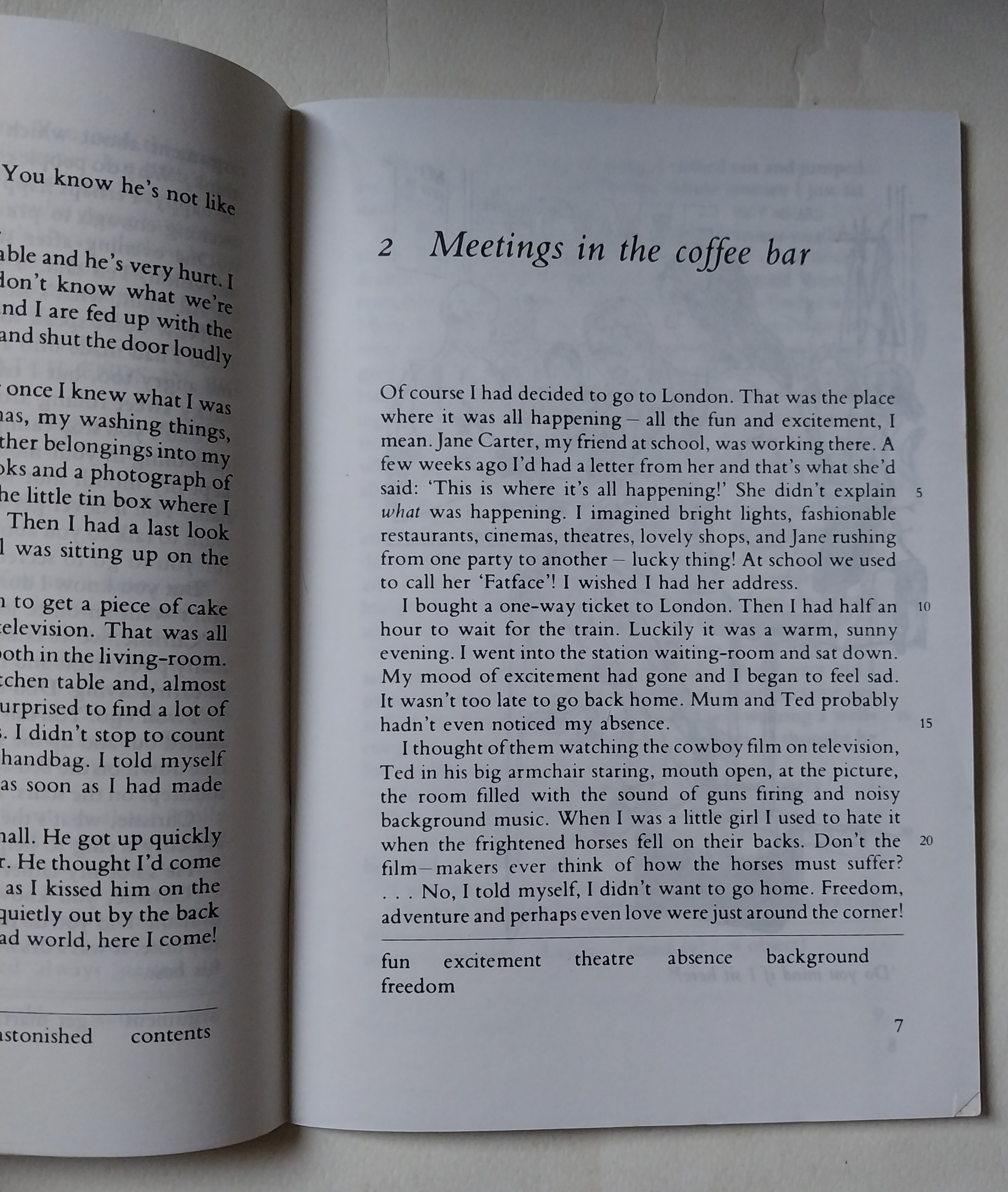 มีหลายภาพ,*มีรอยบ้างตามภาพ,หนังสือภาษาอังกฤษอ่านนอกเวลาภาพสวย #Chrissie โดย GEORGIANA MELROSE Published byTHE MACMILLAN PRESS LIMITED London and Basingstoke Companies and representatives throughout the world ISBN O 333 2S422 8