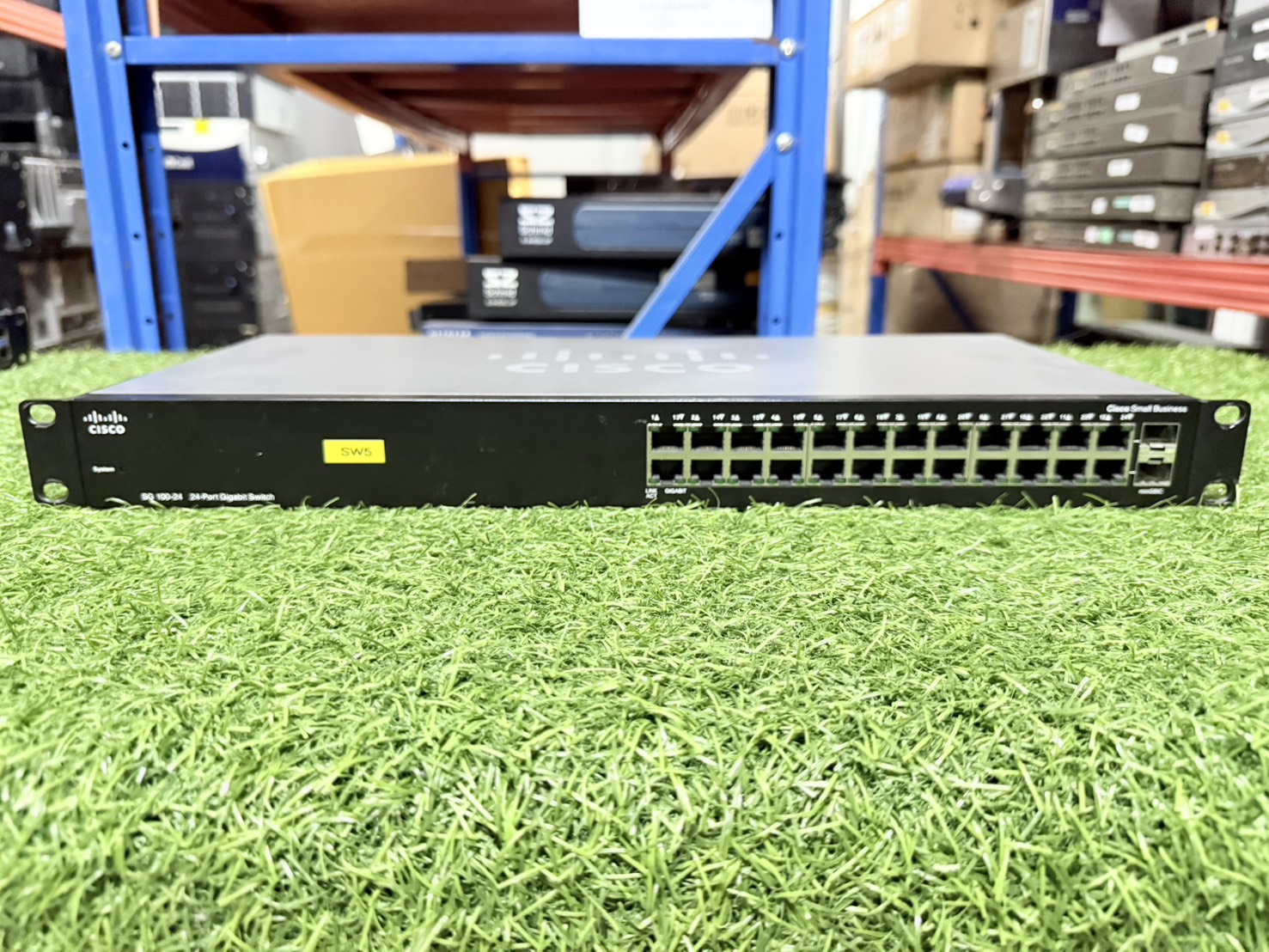 Switch Cisco SG100-24 24-Port