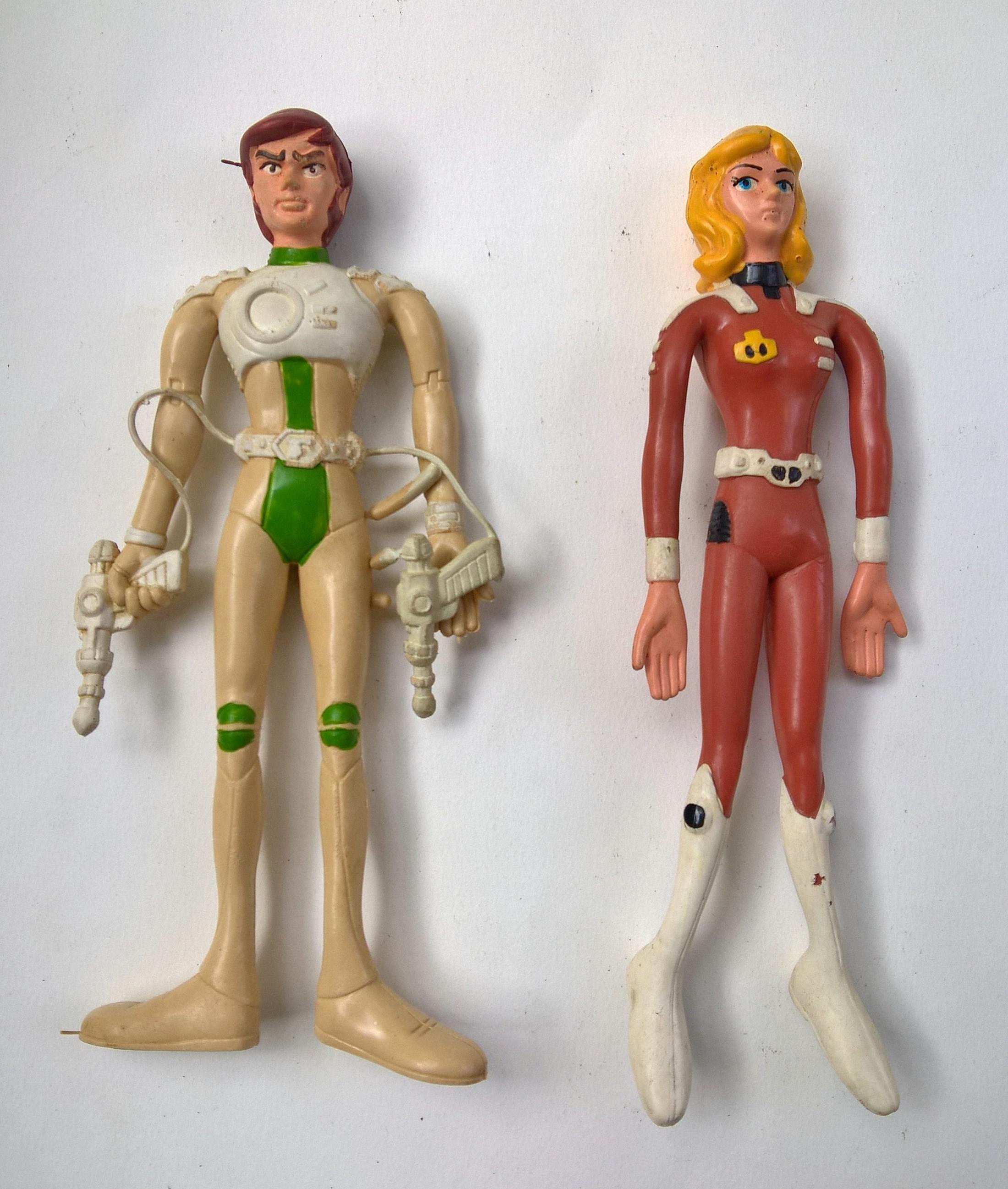 ของสะสม ตุ๊กตายางดัด ชุด กัปตันฟิวเจอร์ 2 ตัว :กับตันฟิวเจอร์ (captain Future) และ โจน เรนเดล (Joan Randall) ขนาตามภาพ