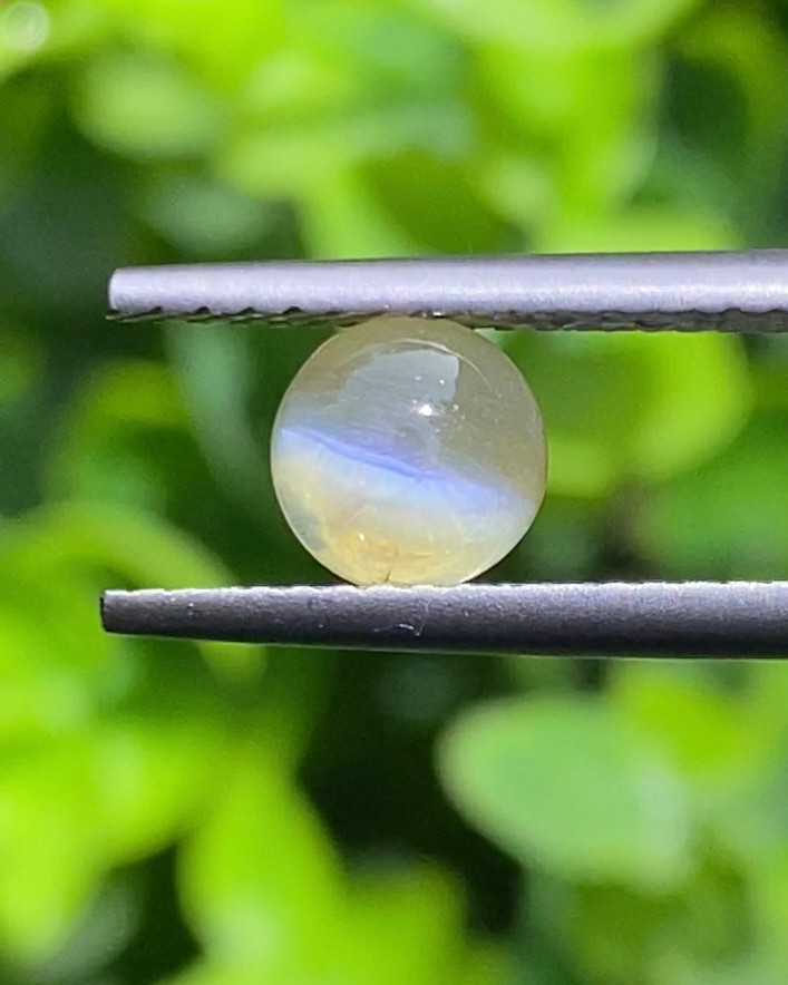 พลอย ตาแมว คริโซเบริล Cat eye Chrysoberyl 1.00 กะรัต (Cts.) พลอยแท้ อัญมณีมงคลประจําวันเกิด เครื่องประดับพลอย