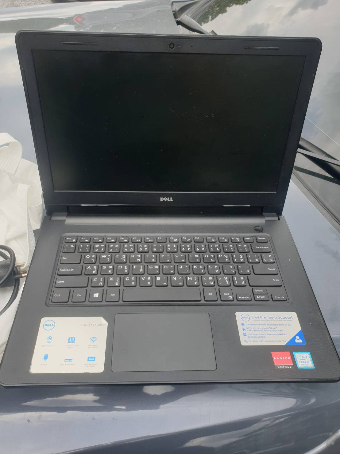 Notebook dell inspiron 14 3000 i5-8250U Ram 4 GB HDD 1 TB ตำหนิตามรูป