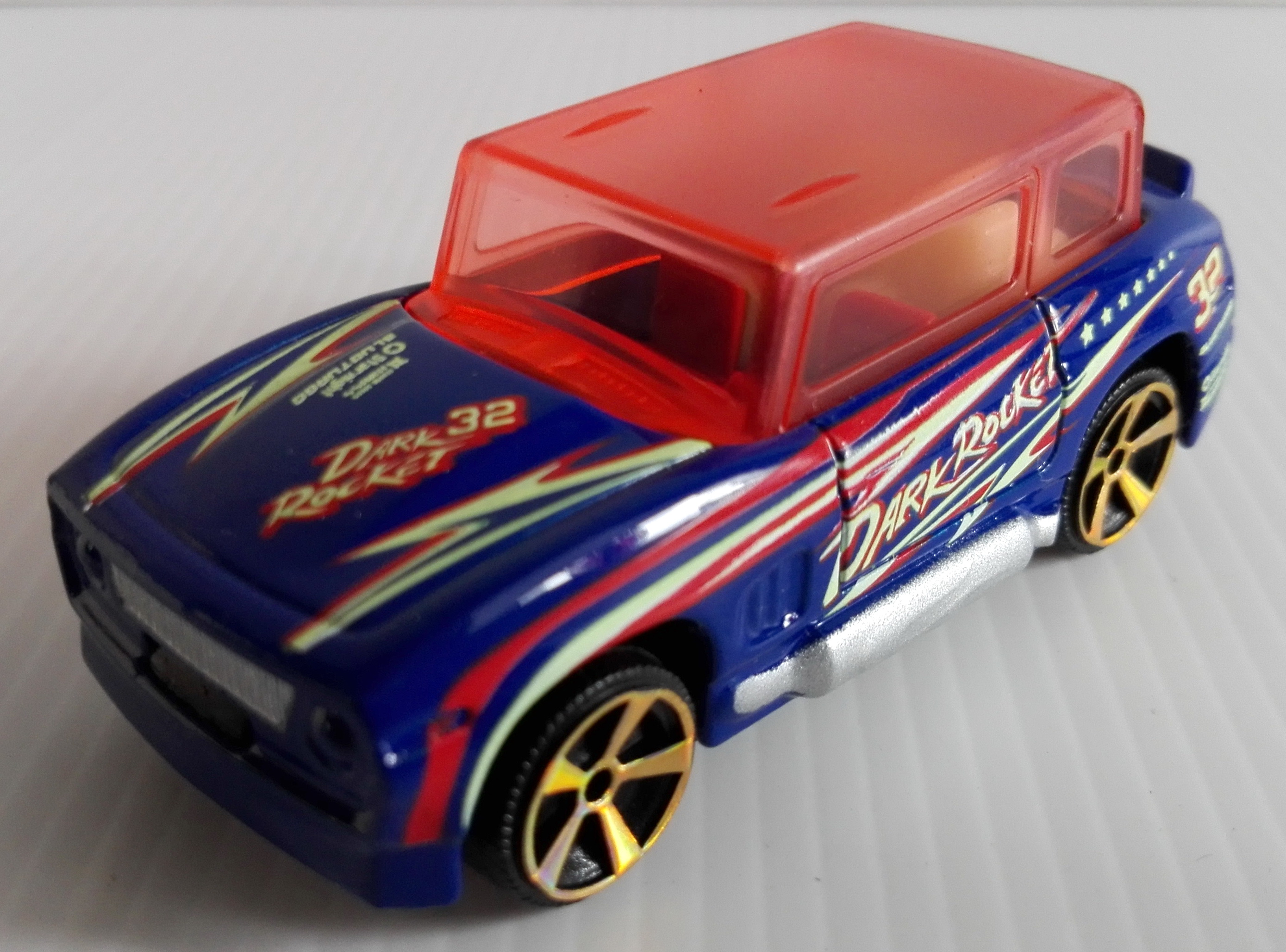 รถเหล็ก มาจอเร็ต รุ่น Click Car สามารถแยกชิ้นส่วนรถได้ ขนาดประมาณ 1:64