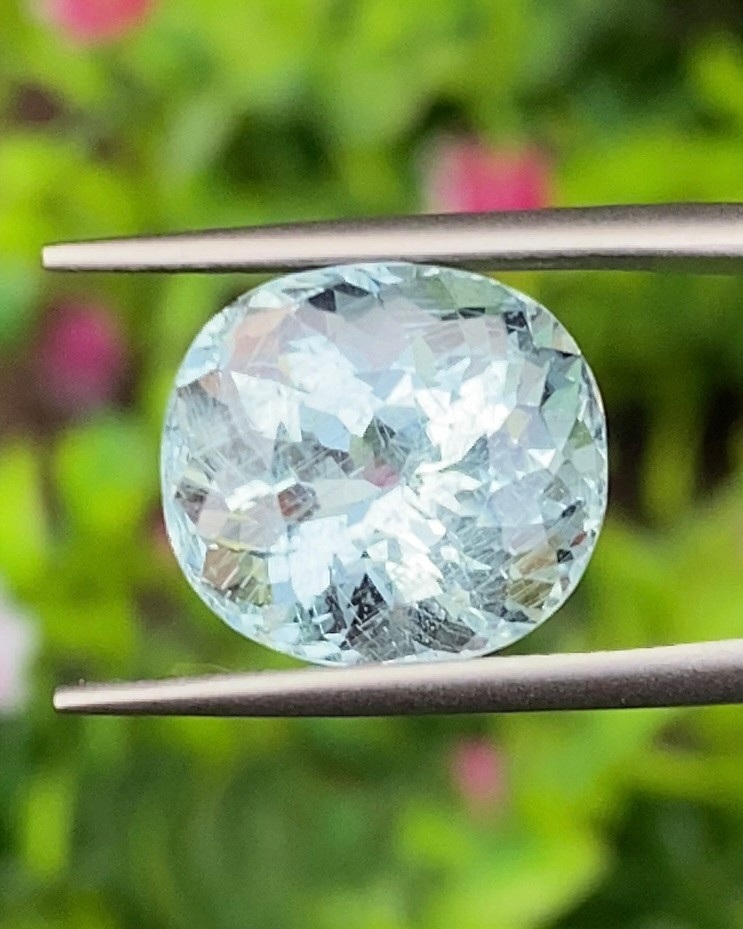 พลอย อความารีน Aquamarine 7.04 กะรัต (Cts.) พลอยแท้ อัญมณีมงคลประจําวันเกิด เครื่องประดับพลอย