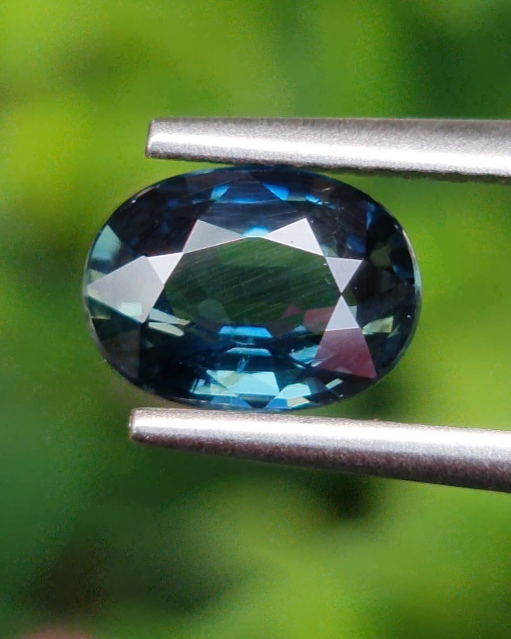พลอย ไพลิน blue sapphire 1.26 กะรัต (Cts.) ดิบ unheated พลอยแท้ อัญมณีมงคลประจําวันเกิด เครื่องประดับพลอย