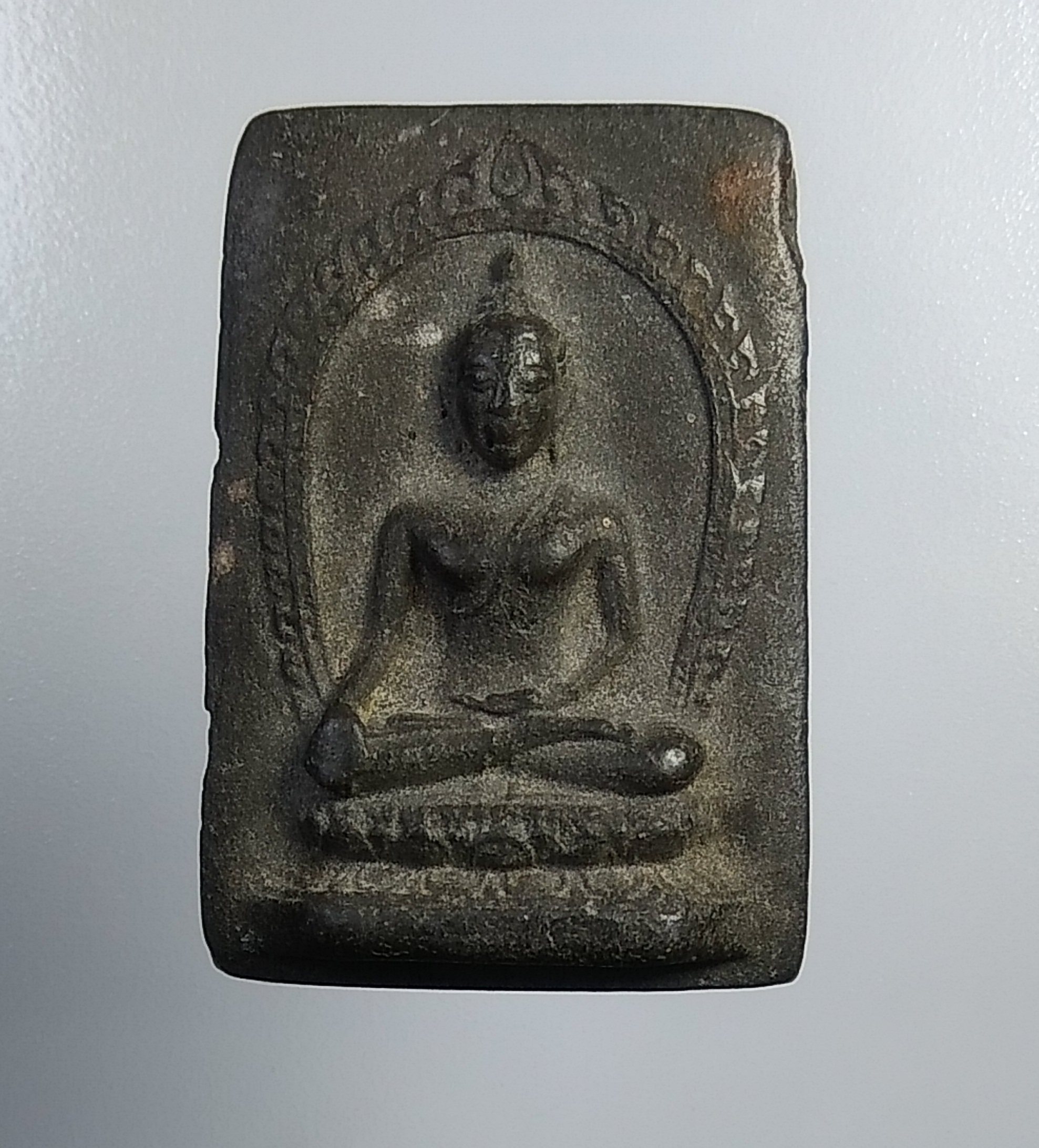 ผ032 พระสมเด็จเนื้อผงใบลาน วัดนินสุขาราม กรุงเทพฯ ปี2523