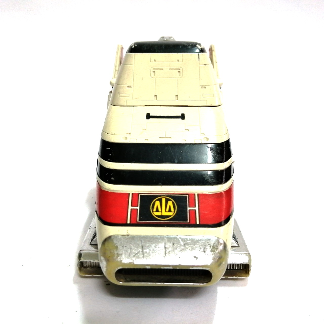 ยานแมชชีน บัฟฟาโล่ ยานของขบวนการ ไลฟ์แมน ตัวยานบางส่วนเป็นเหล็ก และพลาสติก กลไกใช้ได้บางส่วน ของเก่าเก็บตามสภาพ *** มีรอยถลอกและสติ๊กเกอร์หลุด /ขาดหลายแห่ง พิจารณาก่อนซื้อ